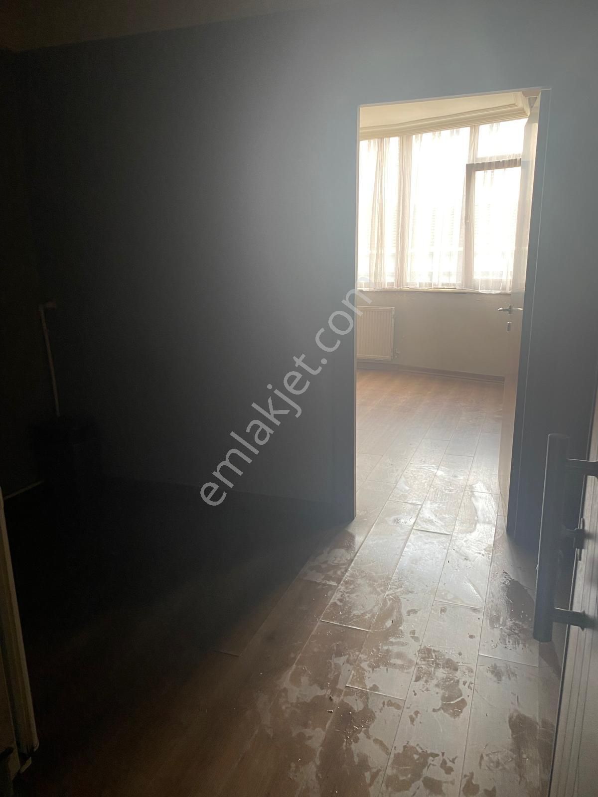 Gaziosmanpaşa Korallar İş Merkezinde /asansörlü/40m2/3. Kat Satılık Ofis - Görsel 6