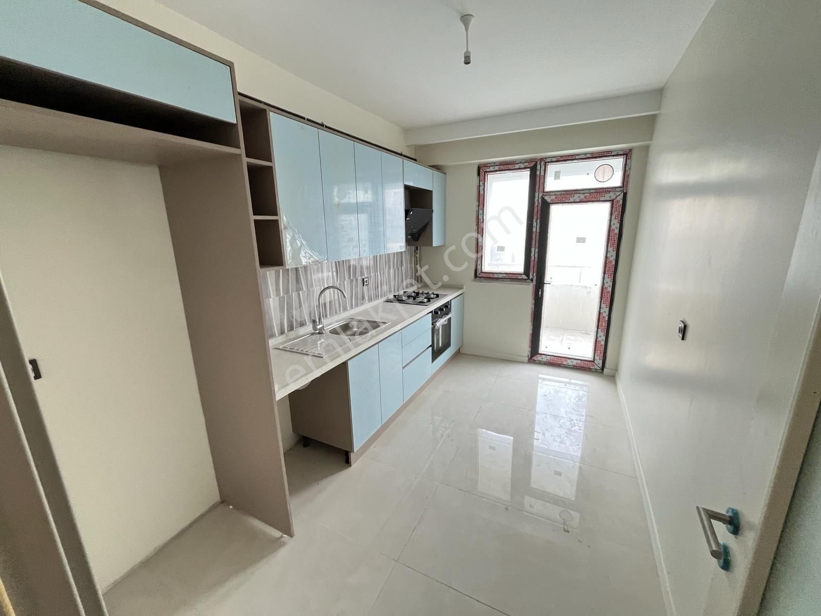 Uğurmumcu Mah. Asgün Trio Sitesinde 2+1 90m² 9.kat Ebevyn Banyolu Kiralık Daire - Görsel 14