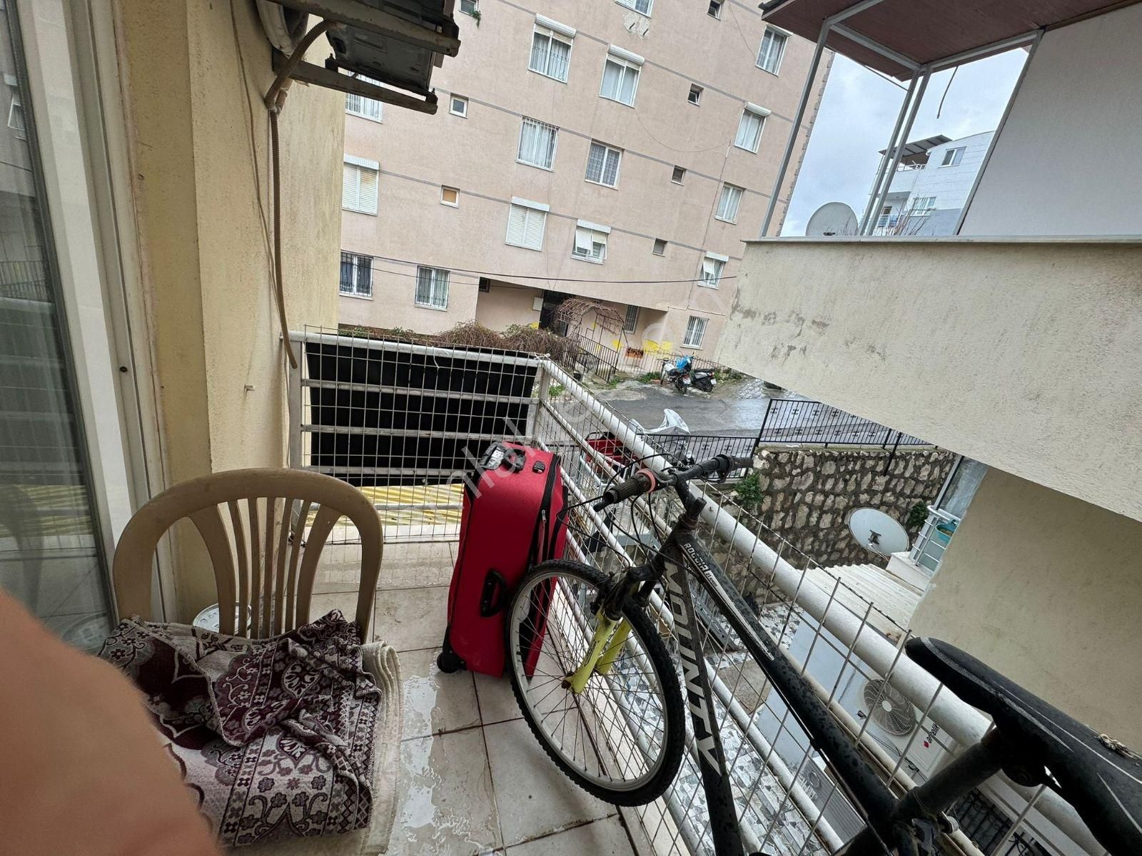 Kuşadası Camiatik'te Masrafsız, Ferah 3+1 Daire Satılıktır - Görsel 15