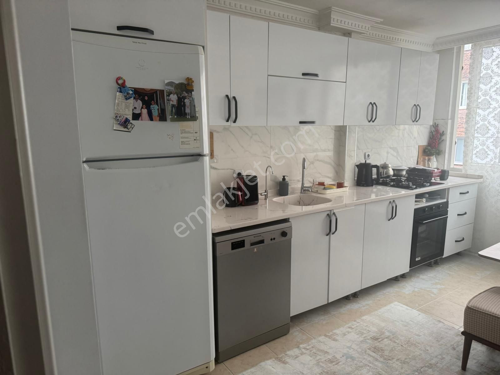 Kuşadası Camiatik'te Masrafsız, Ferah 3+1 Daire Satılıktır - Görsel 13