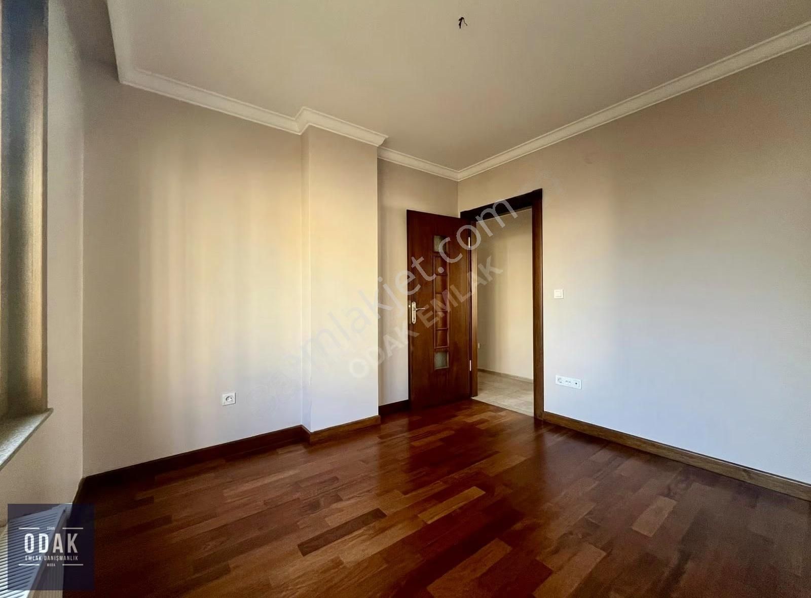 Odak'tan Çatalçeşme'de Genç Binada Manzaralı Katta Tek - Görsel 10