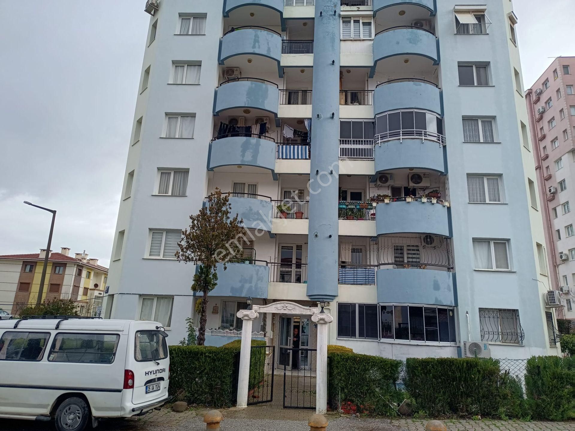 Buket Emlaktan Satılık 3+1 Daire Doğal Gazlı Asansörlü