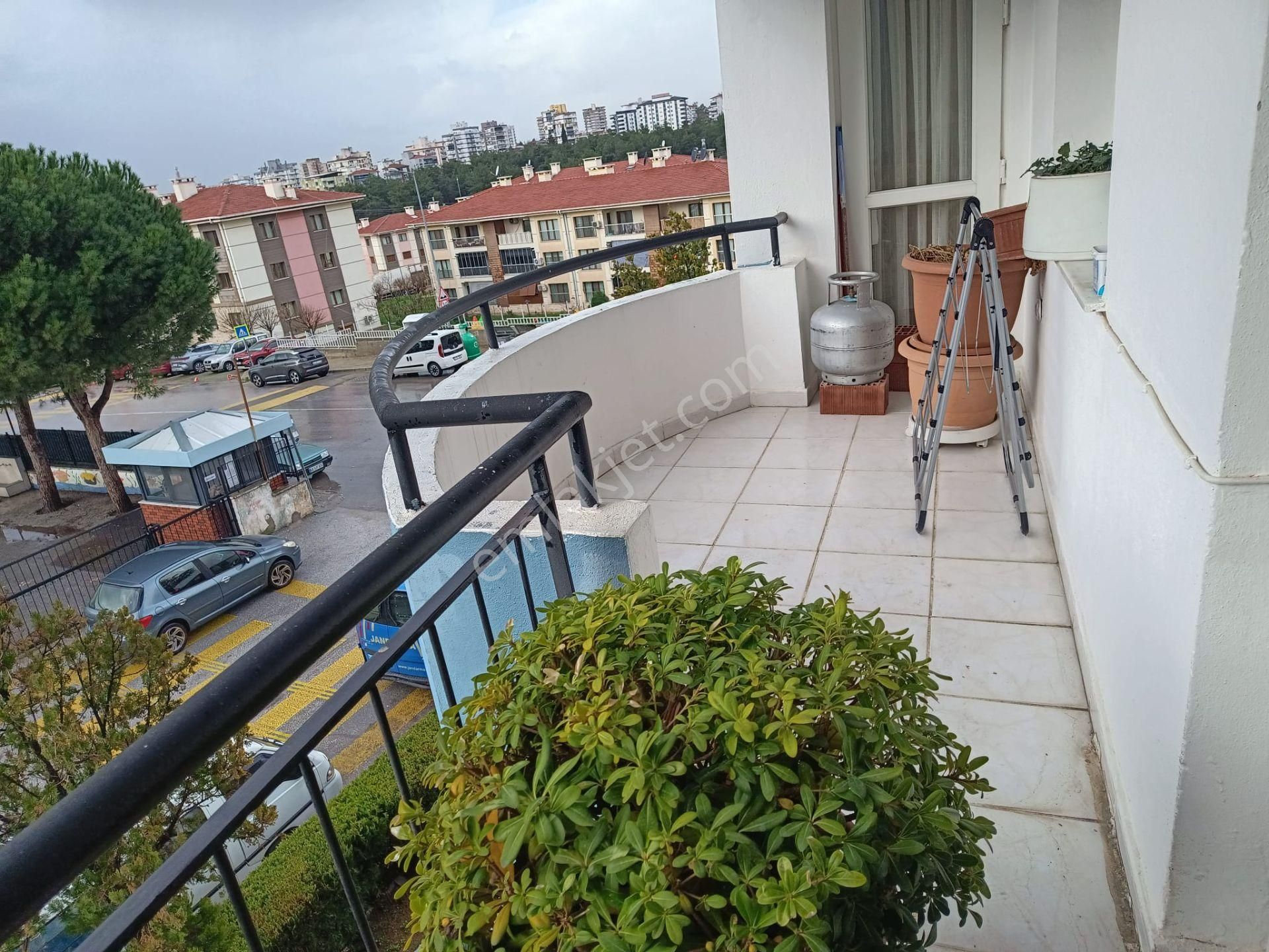 Buket Emlaktan Satılık 3+1 Daire Doğal Gazlı Asansörlü - Görsel 26