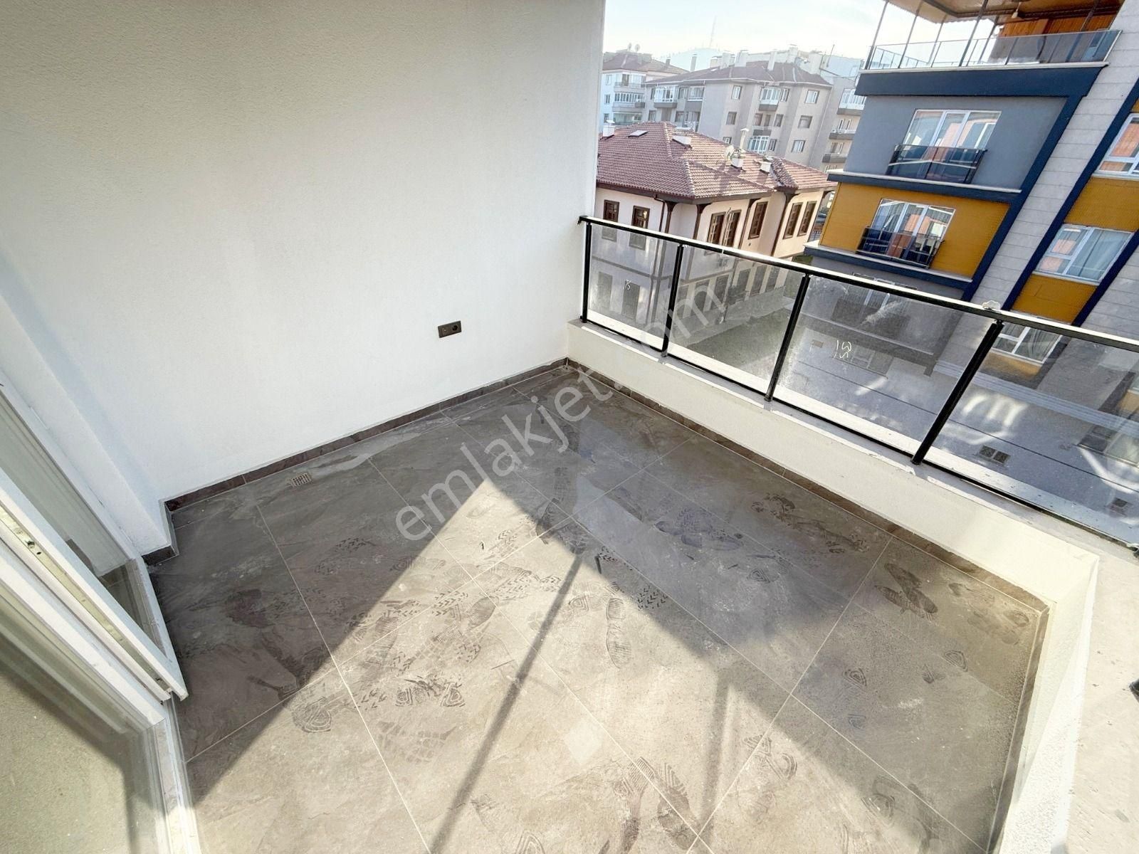 Şafak'tan Karşıyaka'da 3+1 Sıfır Ultra Lüks Teras Balkonlu Geniş - Görsel 17