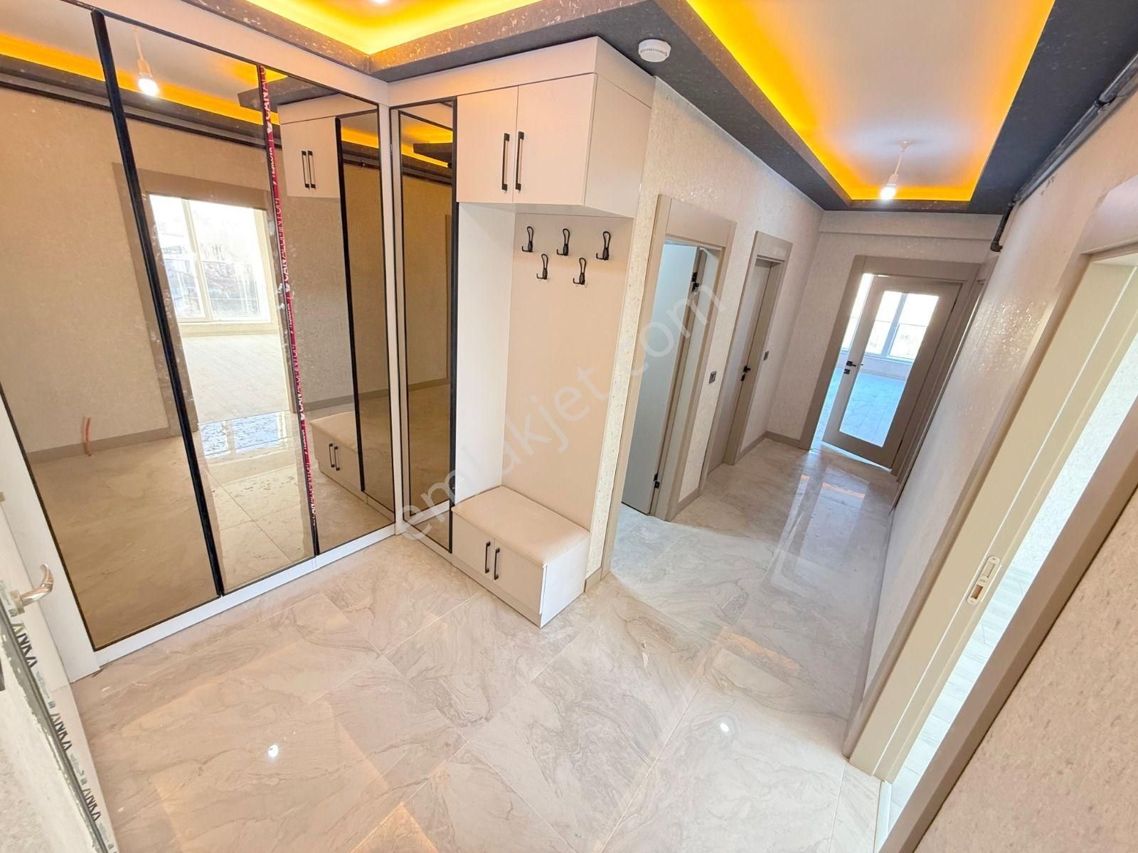 Şafak'tan Karşıyaka'da 3+1 Sıfır Ultra Lüks Teras Balkonlu Geniş - Görsel 11