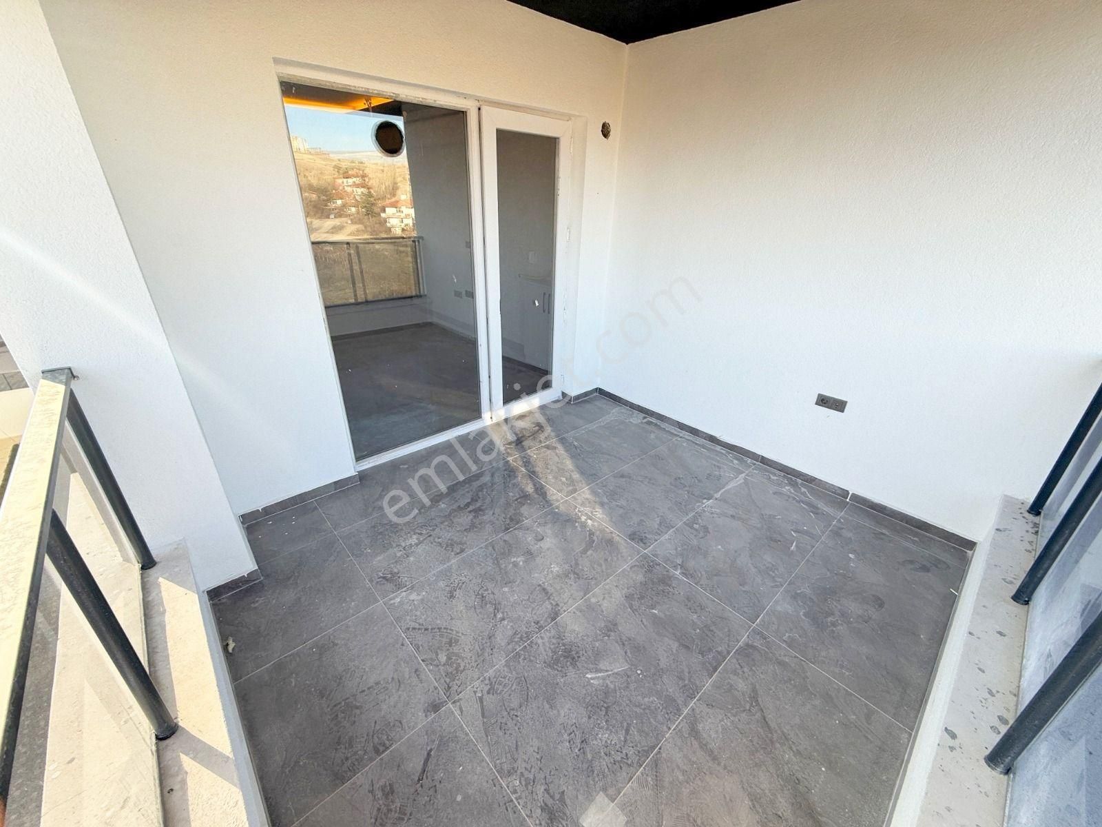 Şafak'tan Karşıyaka'da 3+1 Sıfır Ultra Lüks Teras Balkonlu Geniş - Görsel 29