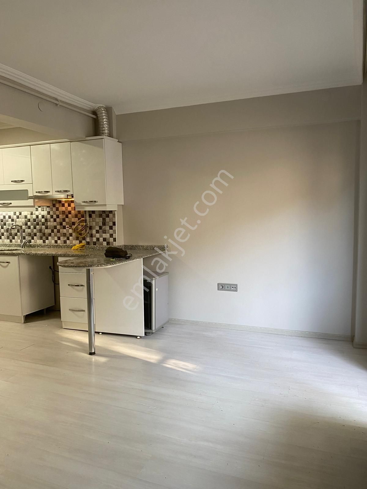 Kayhan Mahallesinde Kiralık Daire Enes Emlaktan - Görsel 3