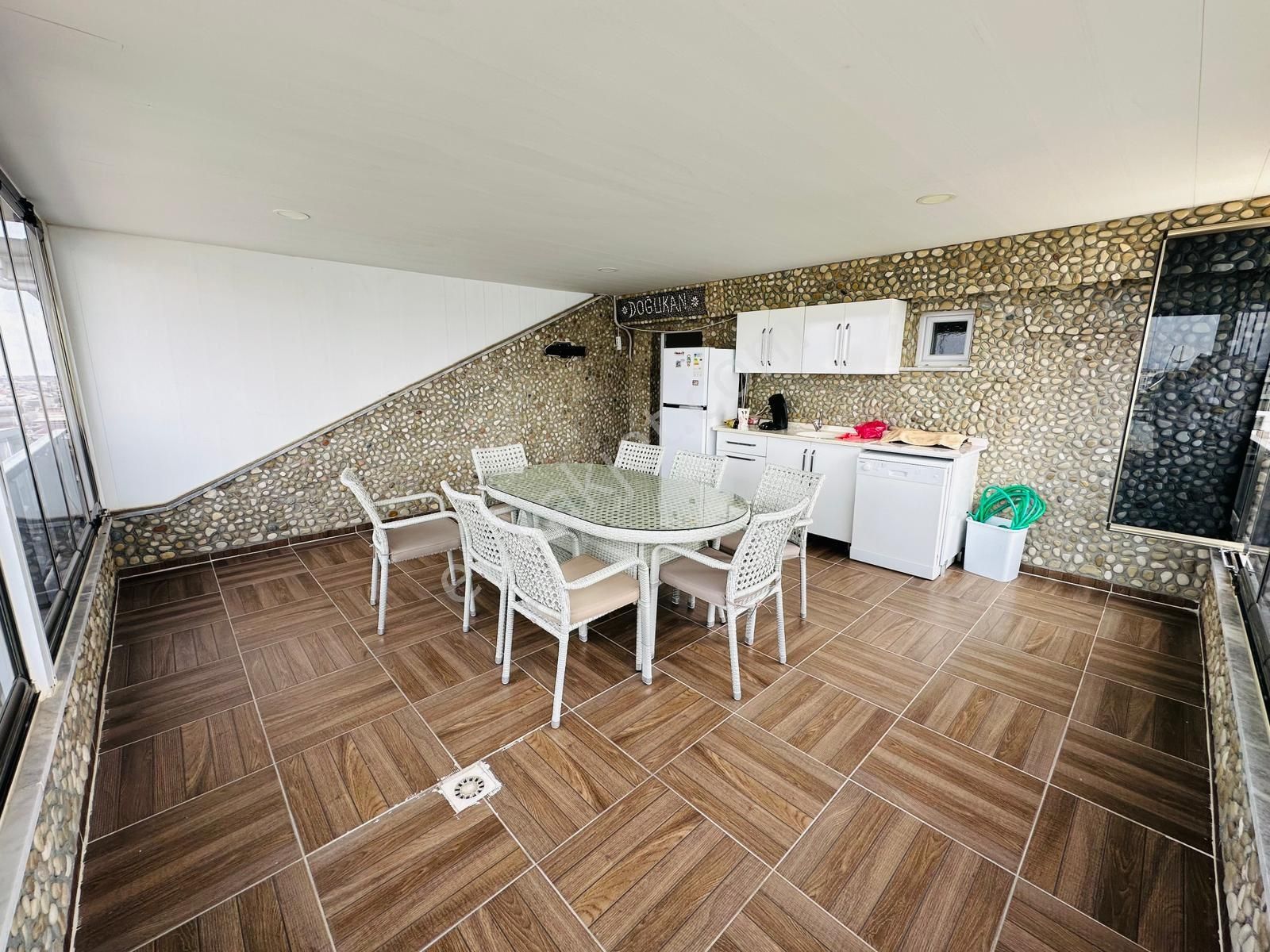 Didim Efeler Mahallesinde Köşe Deniz Manzaralı Eşyalı 3+1 Dubleks Daire - Görsel 15