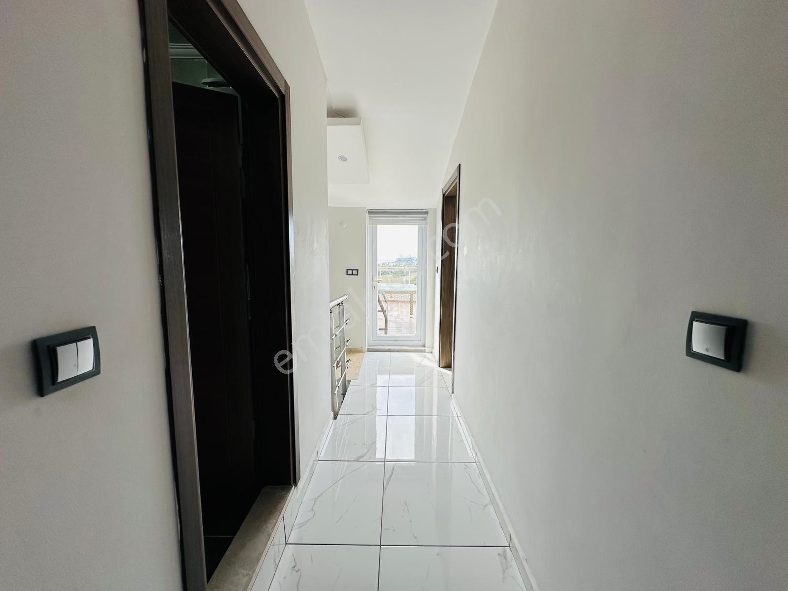 Didim Efeler Mahallesinde Köşe Deniz Manzaralı Eşyalı 3+1 Dubleks Daire - Görsel 7