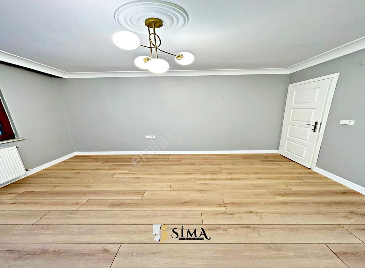 Metrobüsün Dibinde Giriş Kat Seviyesinde Dekorlu 2+1 Satılık Daire - Görsel 24