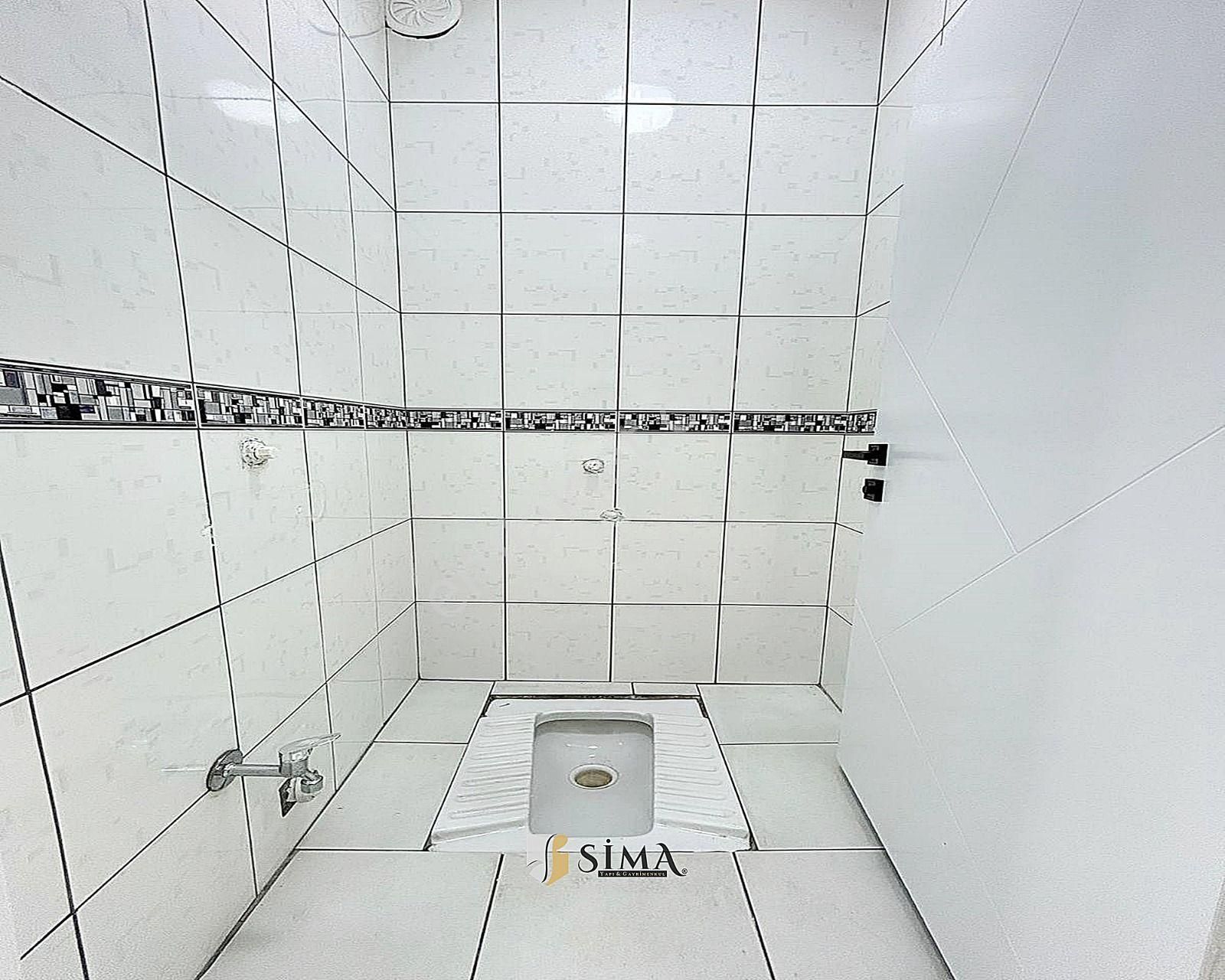 Metrobüsün Dibinde Giriş Kat Seviyesinde Dekorlu 2+1 Satılık Daire - Görsel 11