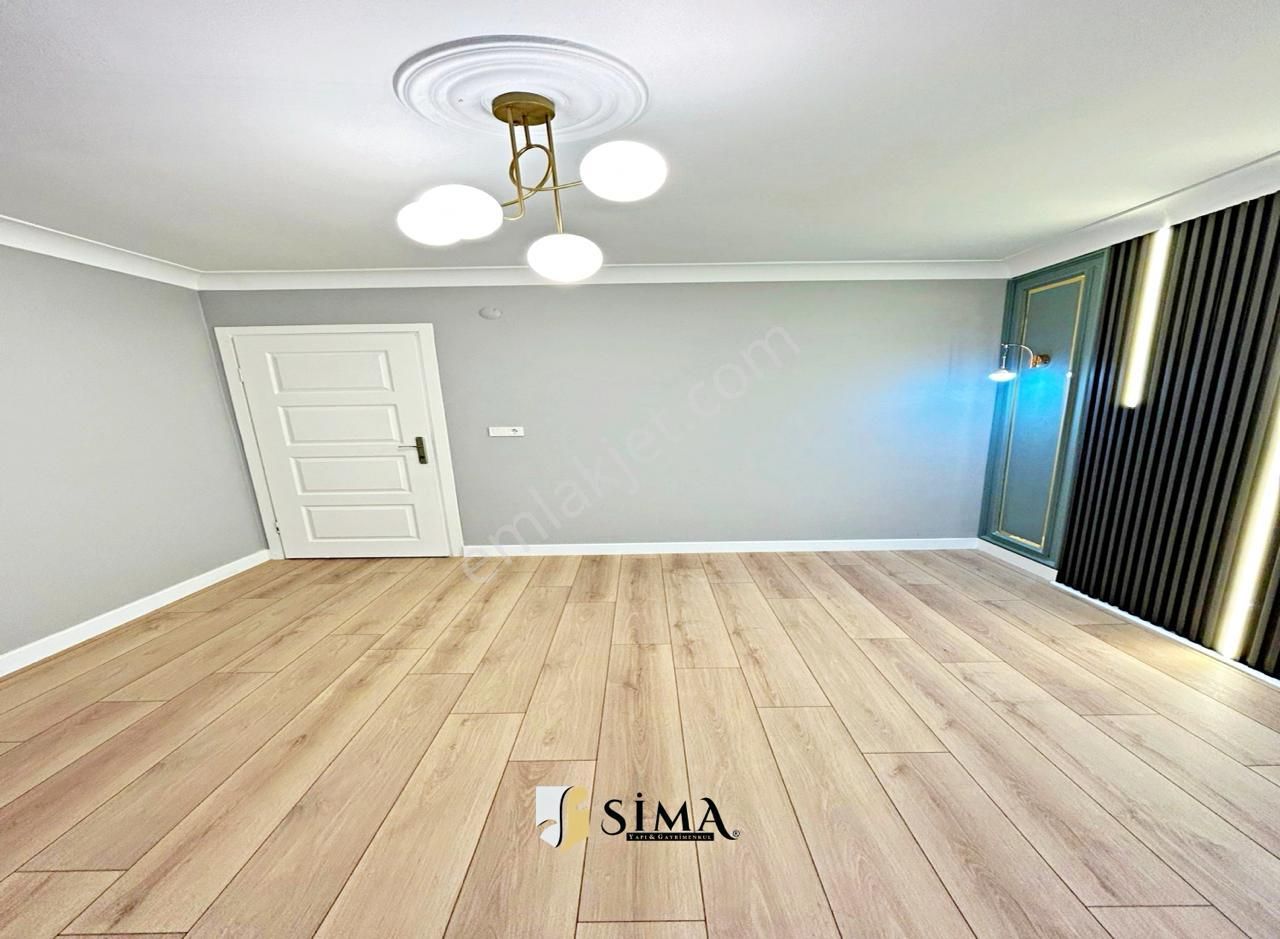 Metrobüsün Dibinde Giriş Kat Seviyesinde Dekorlu 2+1 Satılık Daire - Görsel 12