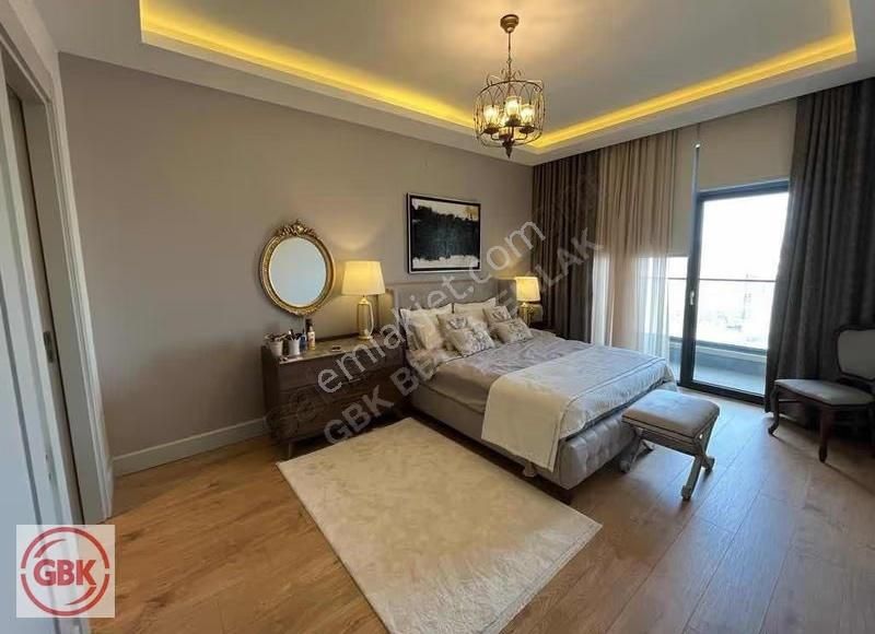 Gaziosmanpaşa Kuvars Kule 4+1 250m2 Vadi Cephe Satılık Daire