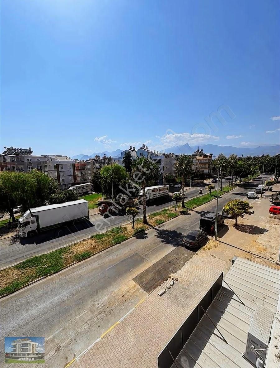 Yeşilyurt 1+1 1. Kat 70 M2 Balkonlu Kiralık !!! - Görsel 3