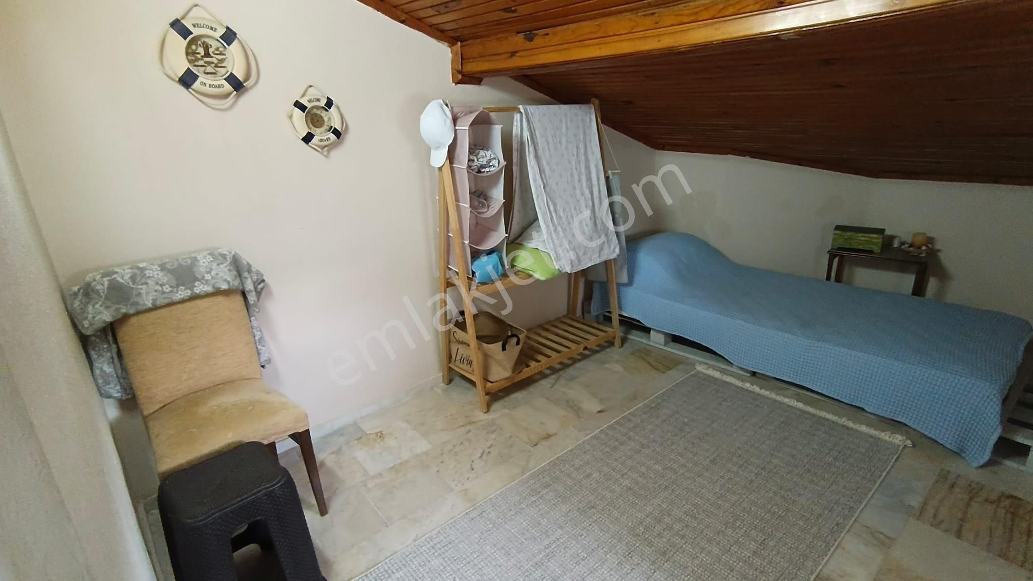 Kuşadası Karaovada Havuzlu Sitede Müstakil Bahçeli Fırsat 5+1 Tripleks Villa - Görsel 33