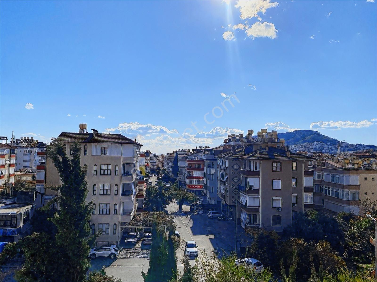 Alanya Merkezinde Satılık 2+1 Ayrı Mutfaklı Geniş Daire - Görsel 12