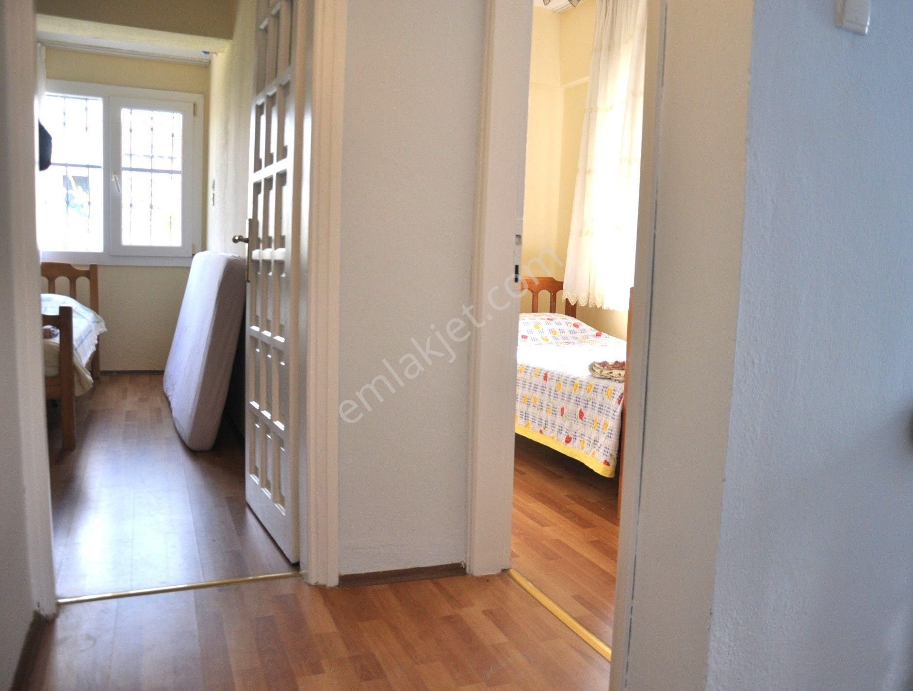 Kuşadası Karaovada Denize 400mt Geniş Bahçeli Verandalı 3+1villa - Görsel 33