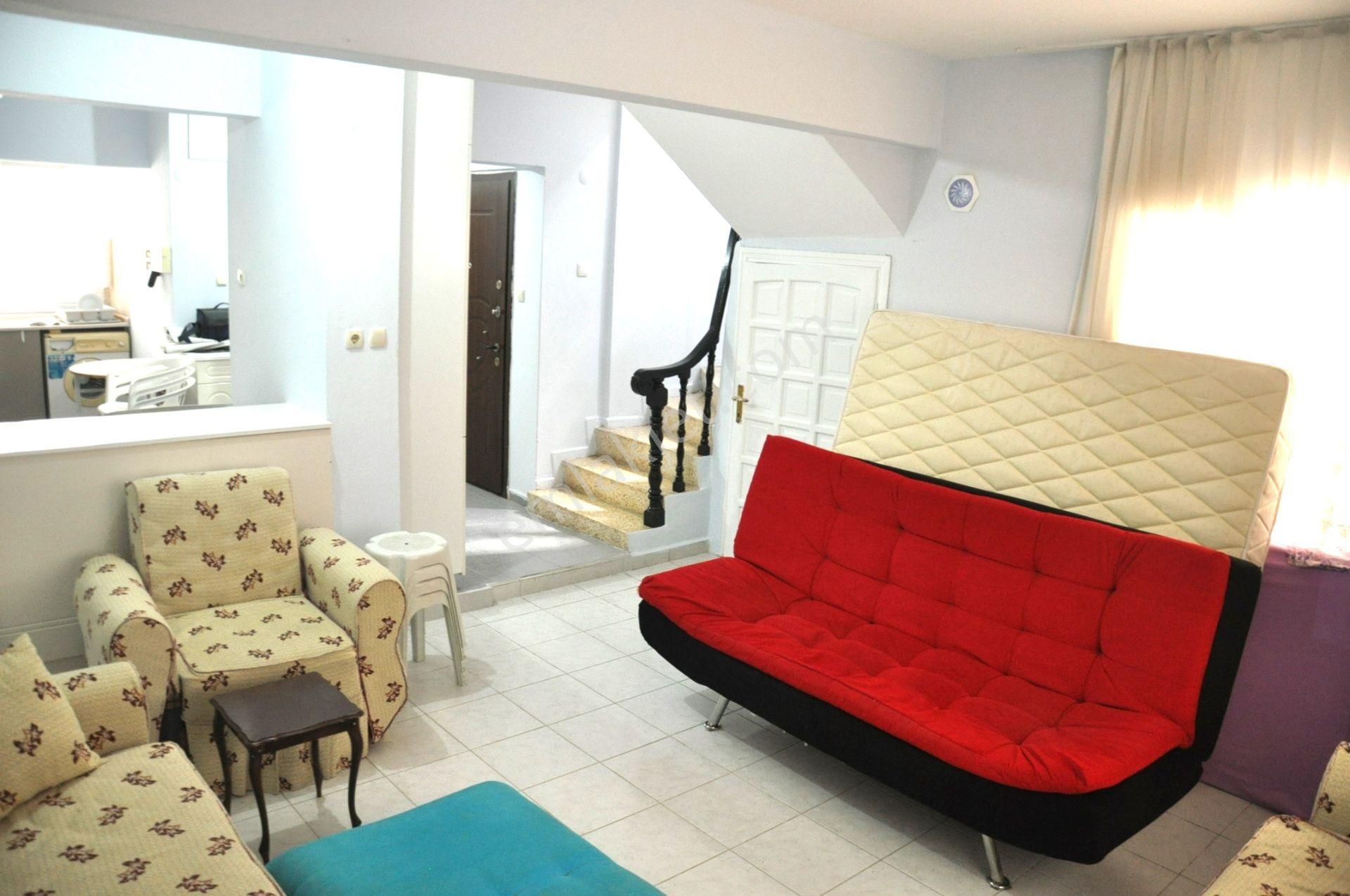 Kuşadası Karaovada Denize 400mt Geniş Bahçeli Verandalı 3+1villa - Görsel 10