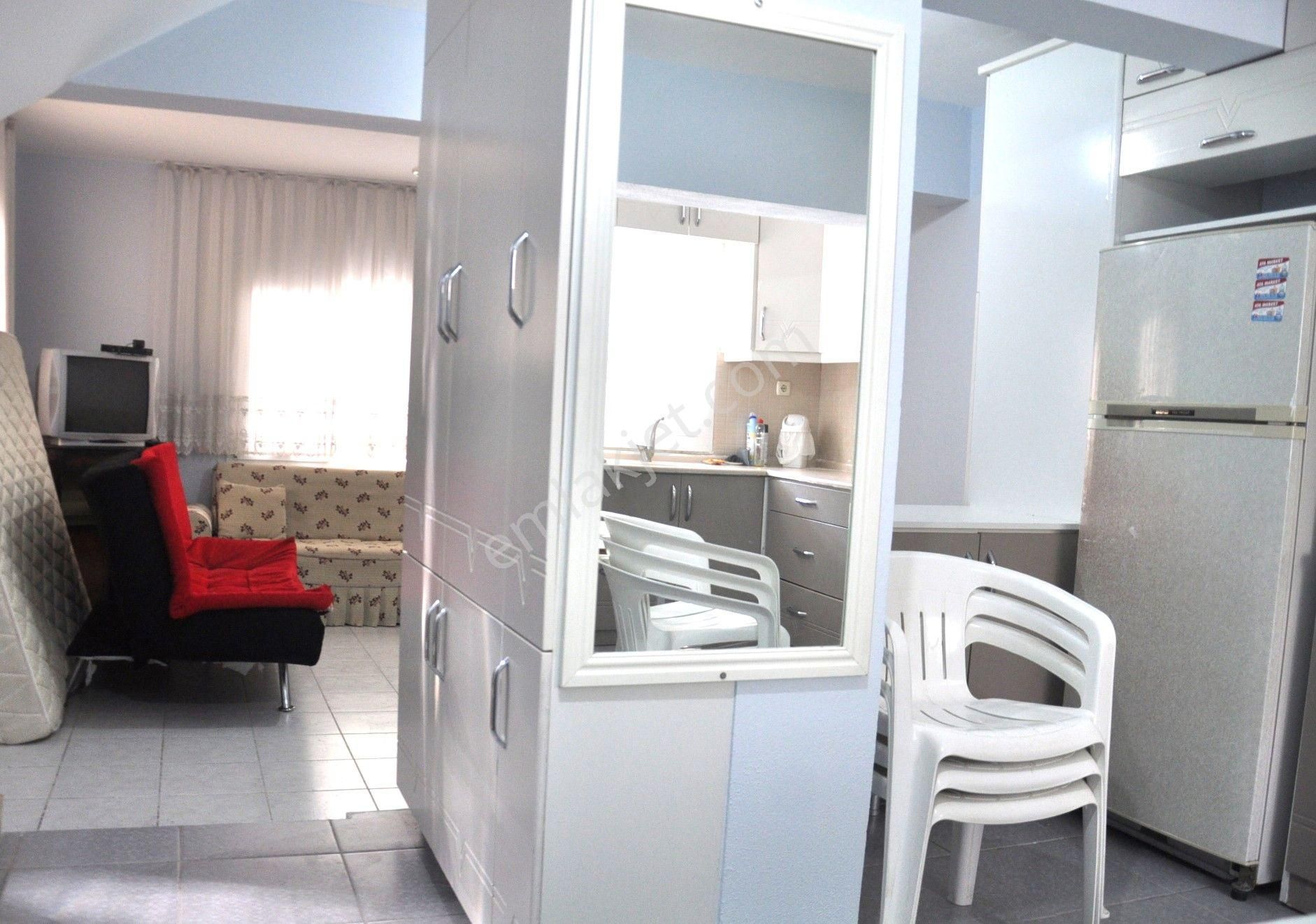 Kuşadası Karaovada Denize 400mt Geniş Bahçeli Verandalı 3+1villa - Görsel 17