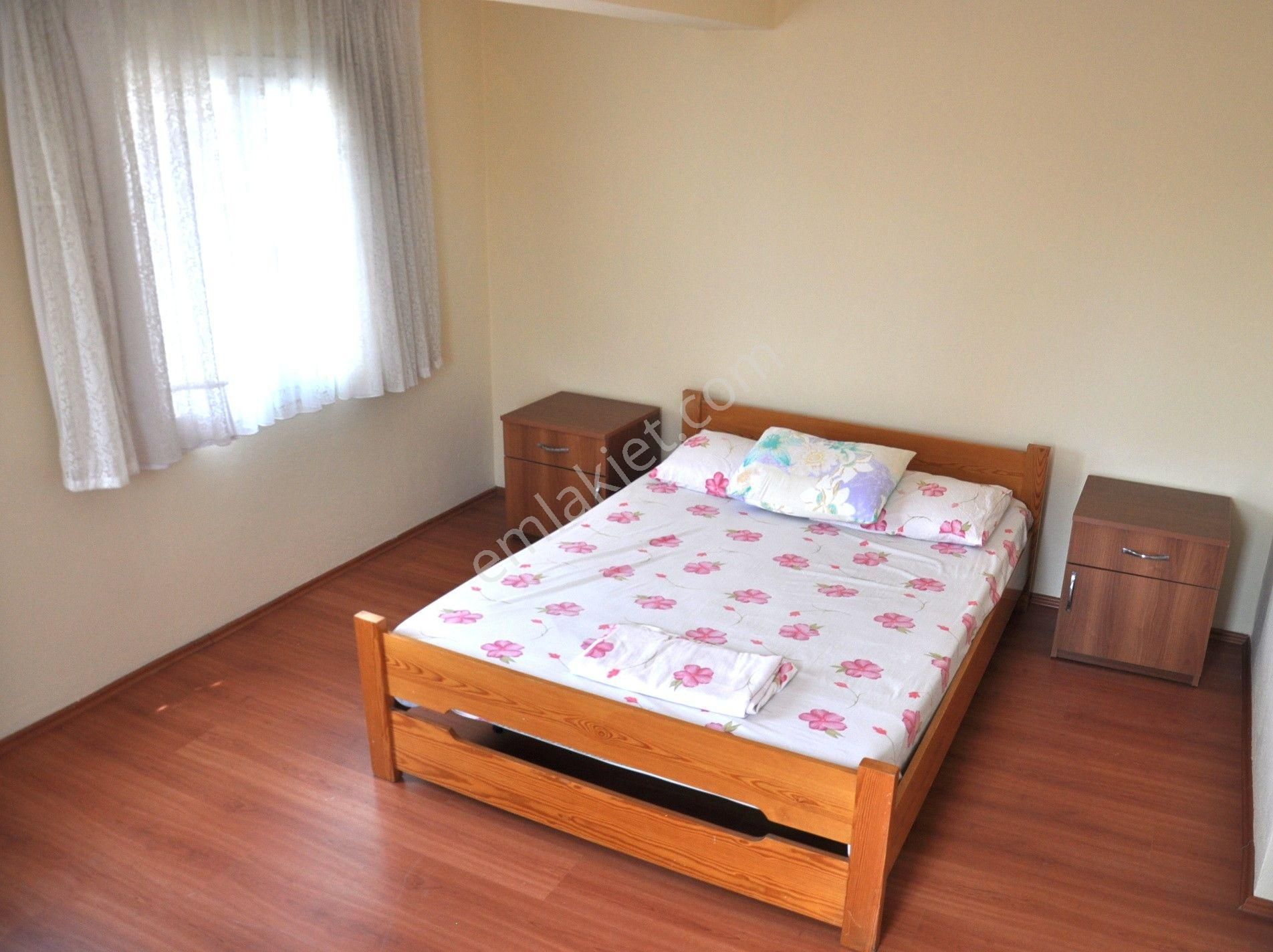 Kuşadası Karaovada Denize 400mt Geniş Bahçeli Verandalı 3+1villa - Görsel 29