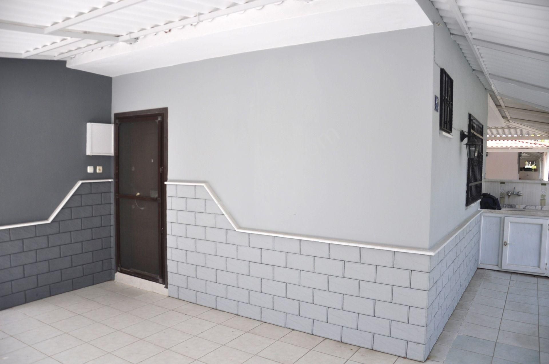 Kuşadası Karaovada Denize 400mt Geniş Bahçeli Verandalı 3+1villa - Görsel 8