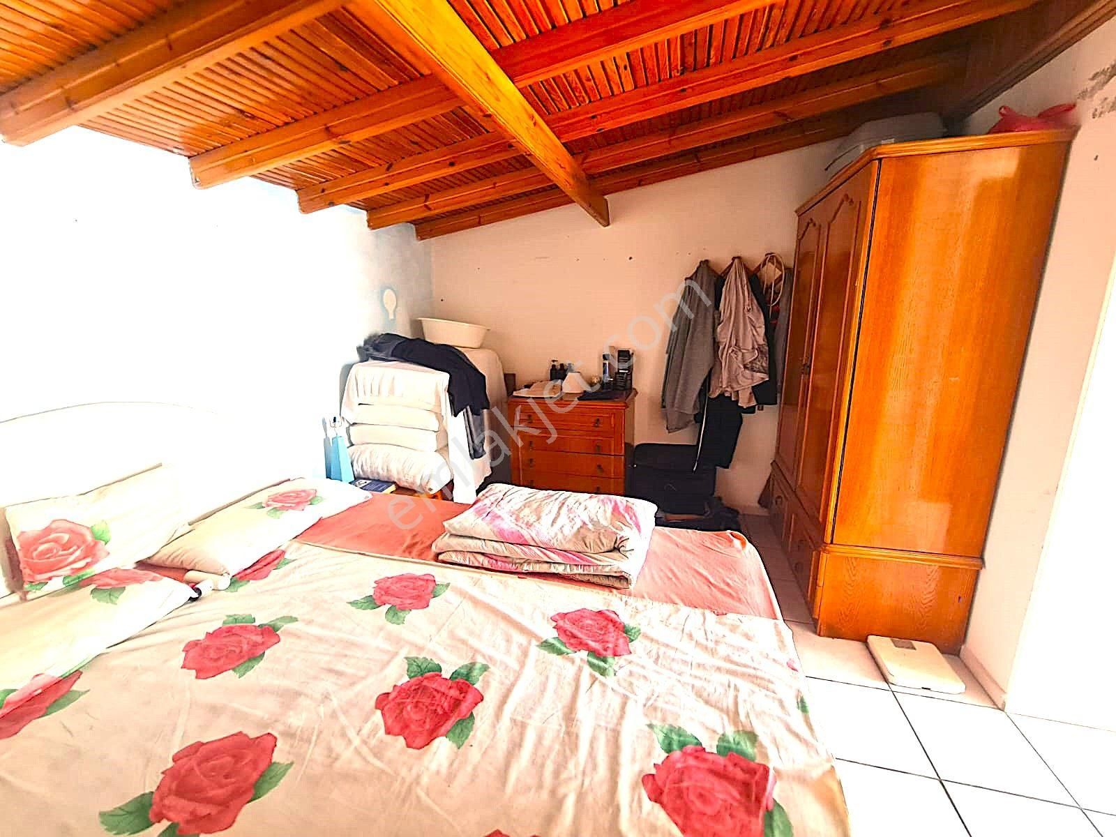 Kuşadası Sahil Sitelerin De Havuzlu Site De Denize Yakın Geniş Ferah 3+1 Tripleks Yazlık - Görsel 33