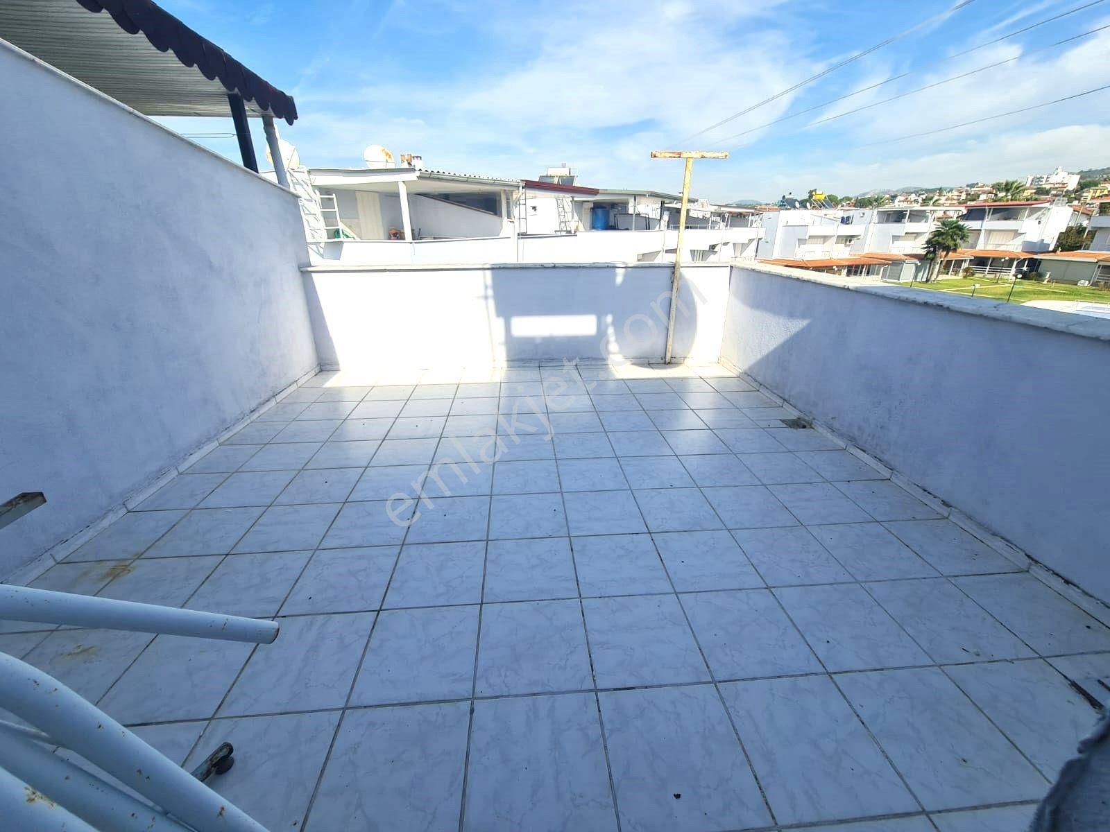 Kuşadası Sahil Sitelerin De Havuzlu Site De Denize Yakın Geniş Ferah 3+1 Tripleks Yazlık - Görsel 34