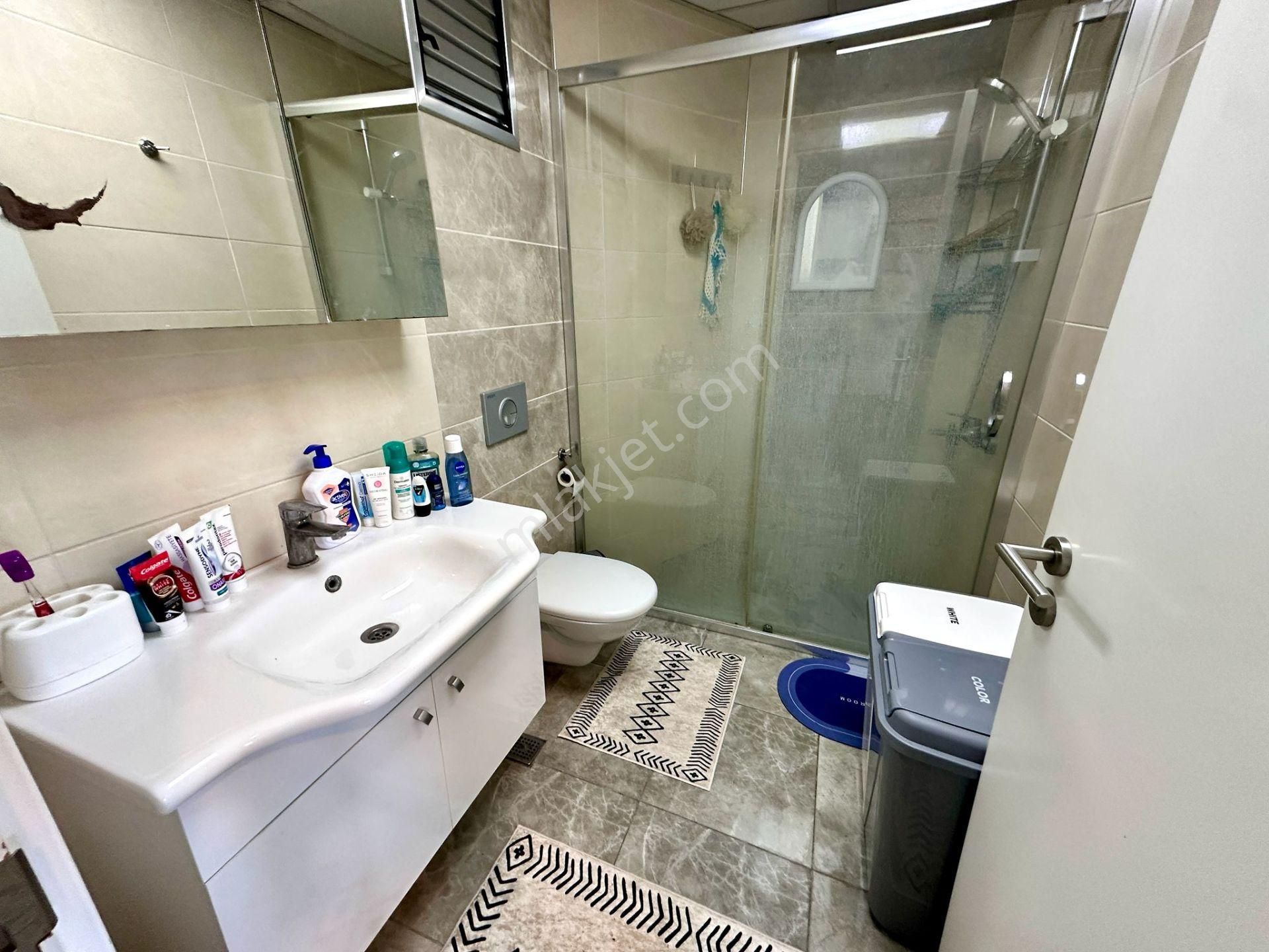 Çiğli’nin En Seçkin Yaşam Alanında, Havuz Cepheli, Eşyalı, Modern 1+1 Satılık - Görsel 27