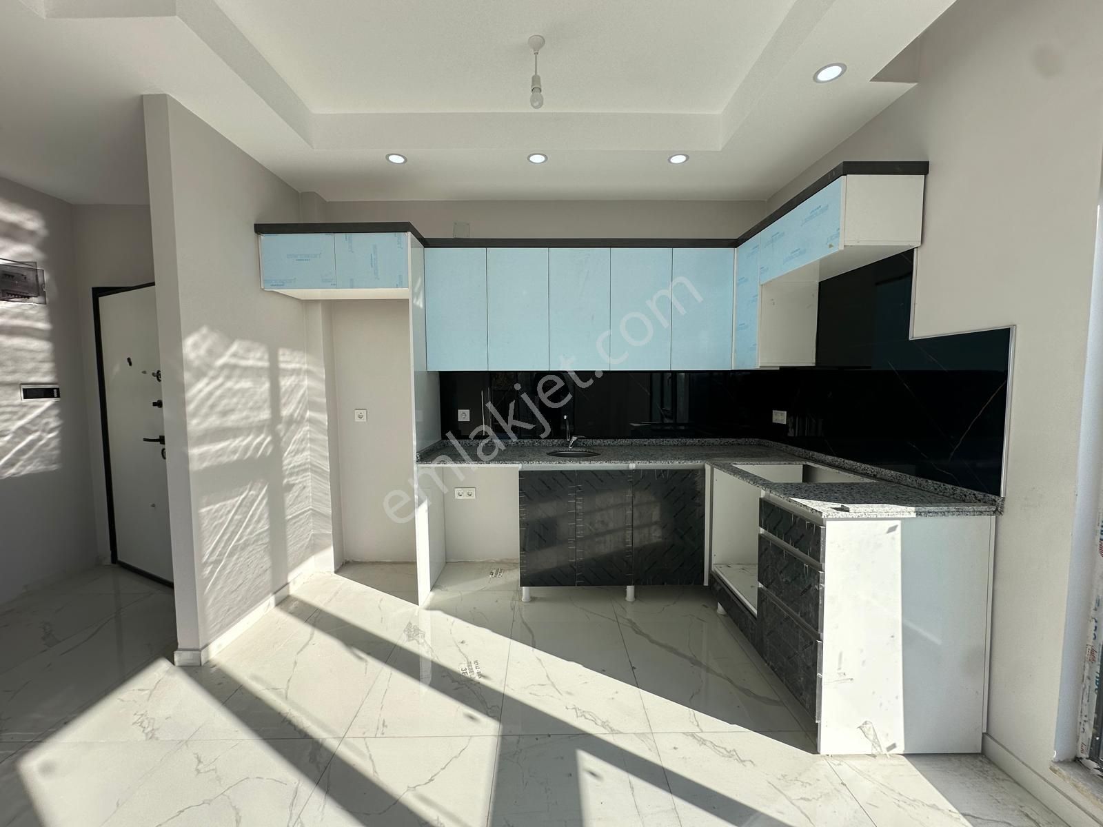 Alanya Avsallar'da Kiralık 1+1 Amerikan Mutfak Sıfır Daire - Görsel 8