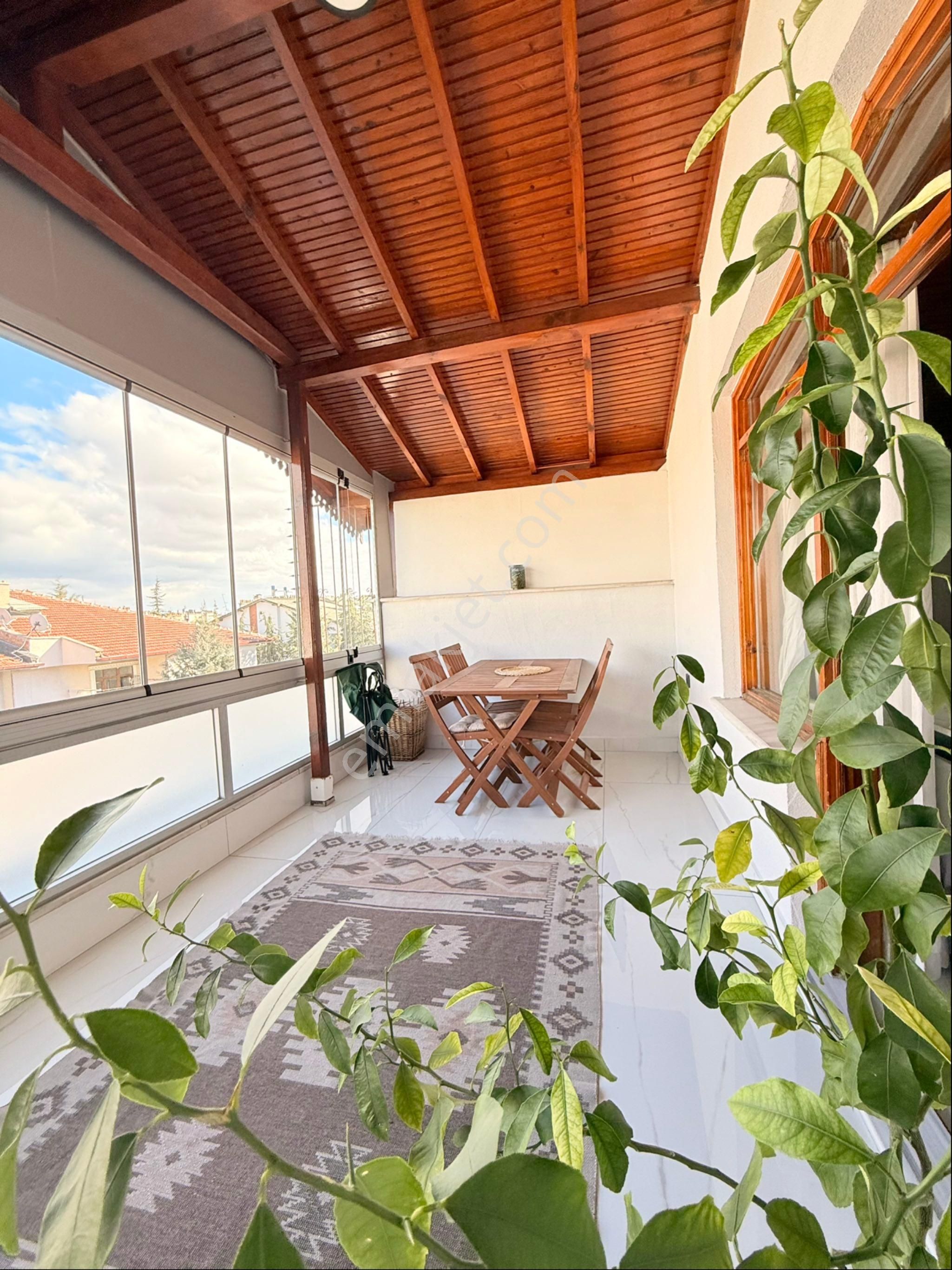 Konevi'nde Ultra Geniş 220 M² Full Tadilatlı Lüks Dubleks - Görsel 25