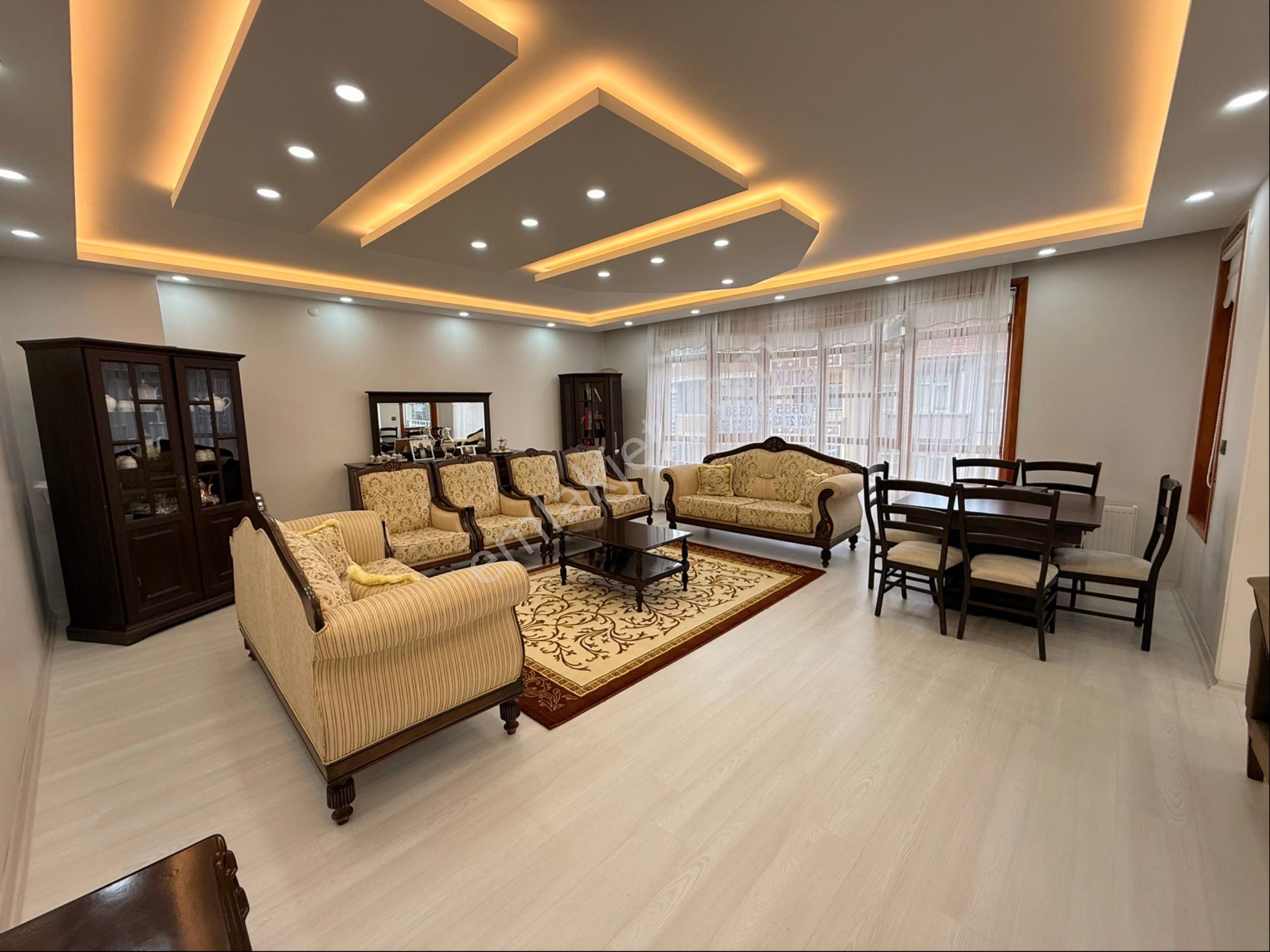 Konevi'nde Ultra Geniş 220 M² Full Tadilatlı Lüks Dubleks - Görsel 2