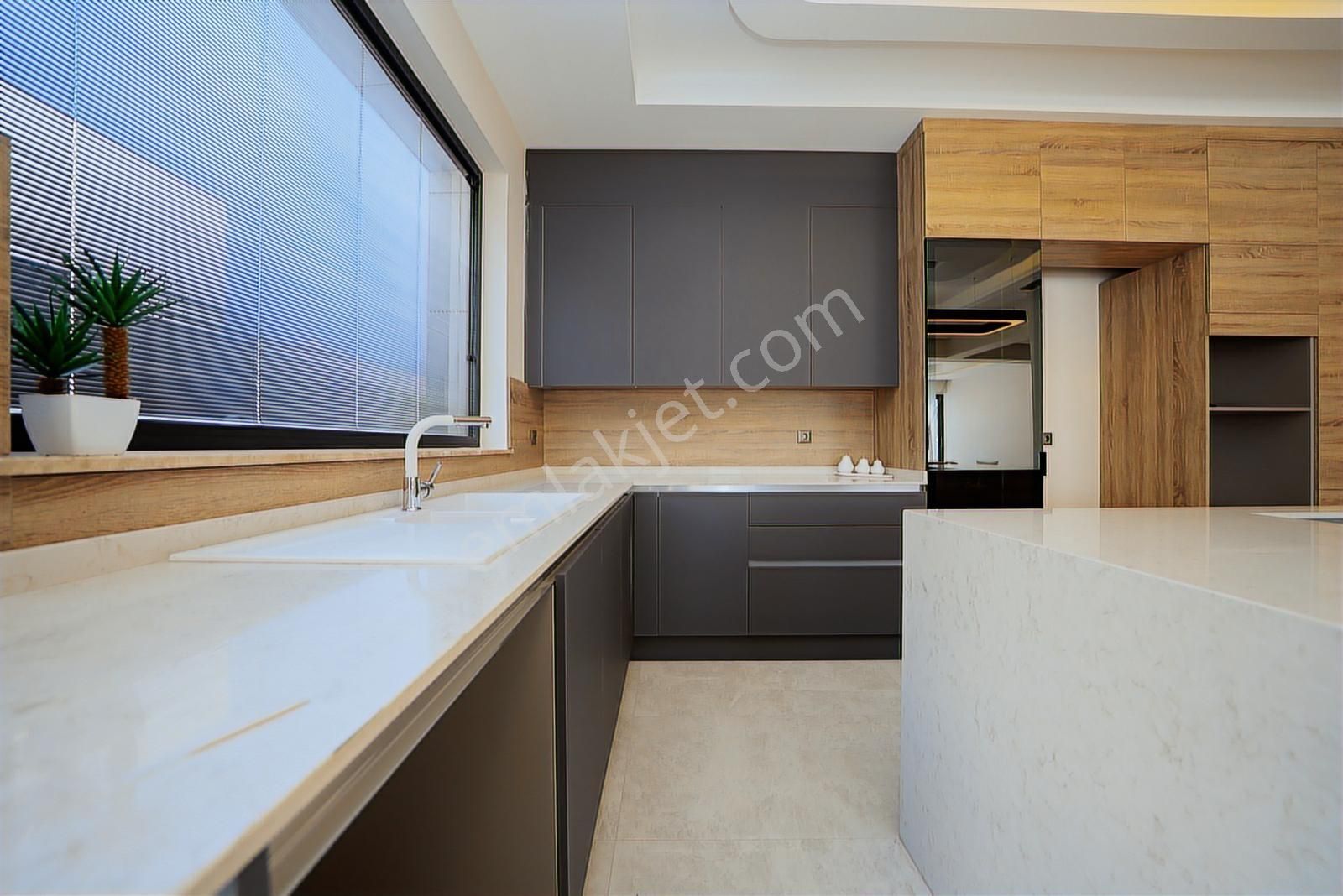 Hacılar Erciyeste Kapalı Otoparklı 4+1 Satılık Villa - Görsel 9