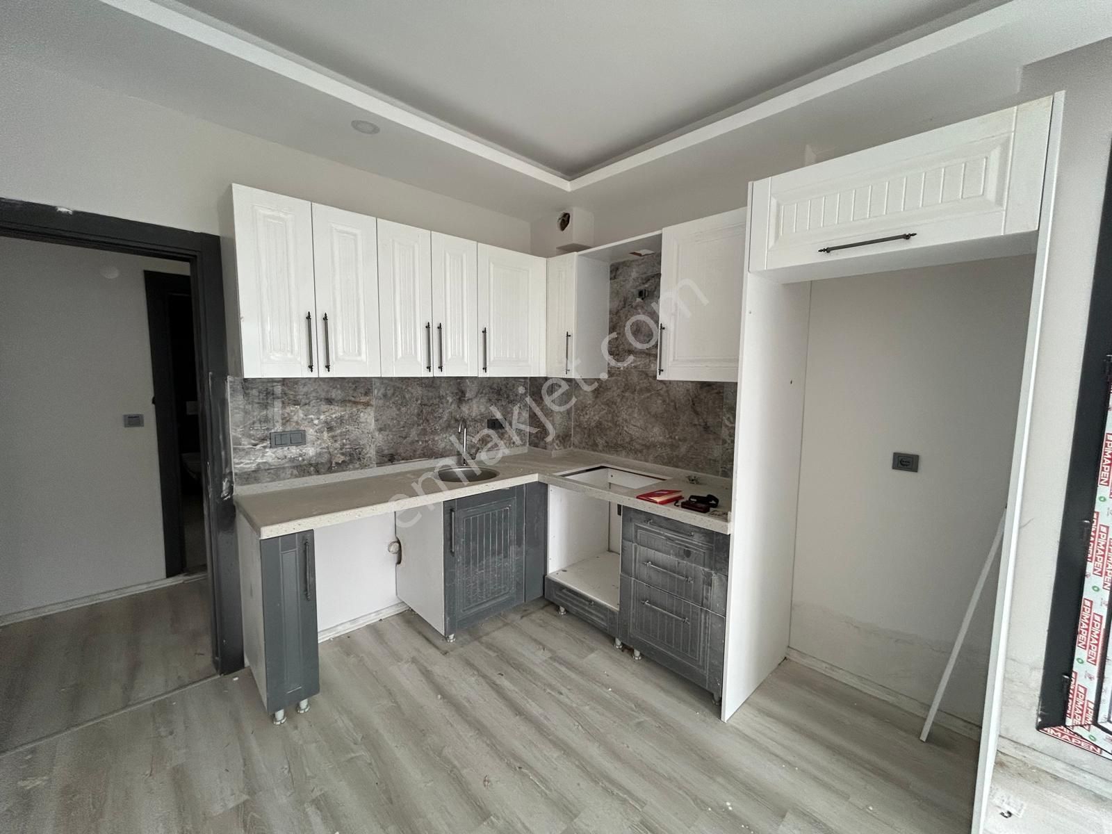 Davutlarda Butik Sitede Satılık 2+1 Daire - Görsel 3