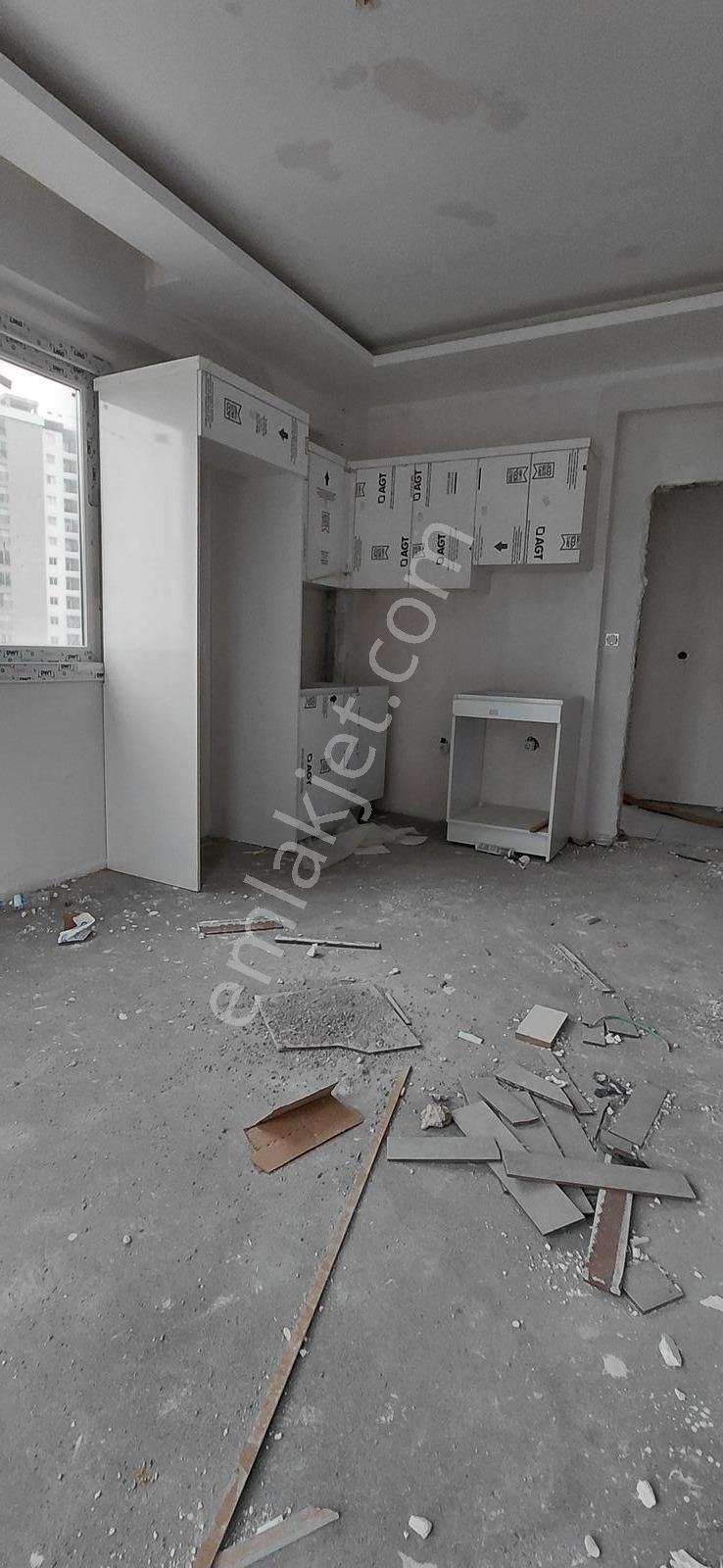 Adana Sarıçam Ertuğrul Gazi Mah.de Satılık 1+1 Daire - Görsel 2