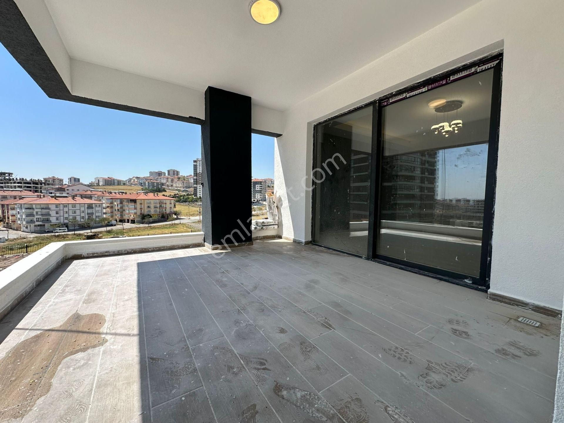 Pursaklar Mehmet Zengin Emlak'tan Ultra Lüx Sitede 4+1 16.kat Ful Yerden Isıtmalı Sıfır Daire - Görsel 34