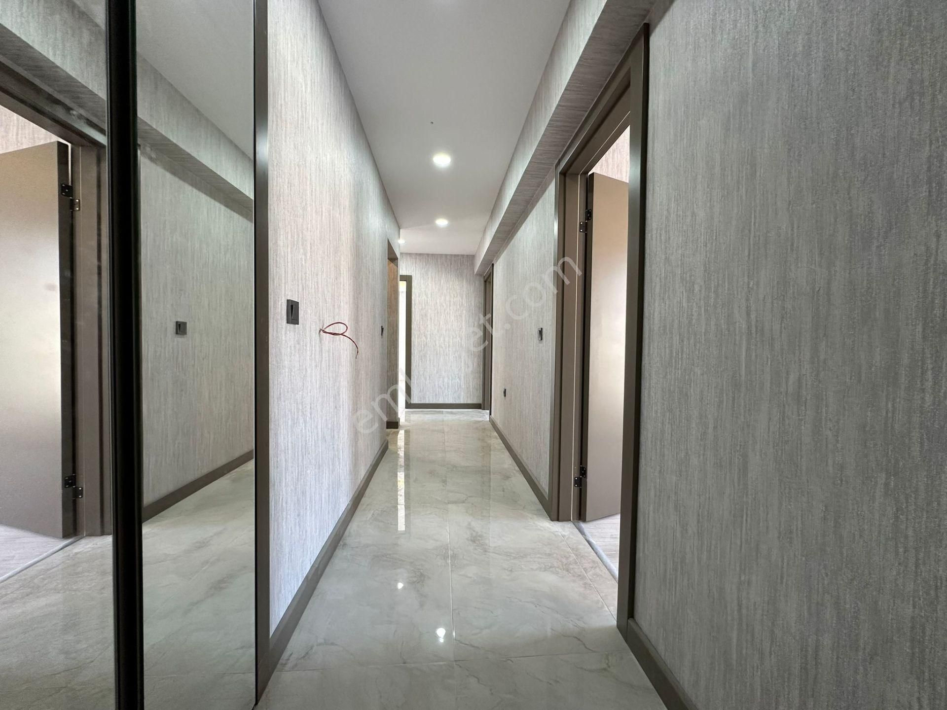 Pursaklar Mehmet Zengin Emlak'tan Ultra Lüx Sitede 4+1 16.kat Ful Yerden Isıtmalı Sıfır Daire - Görsel 29