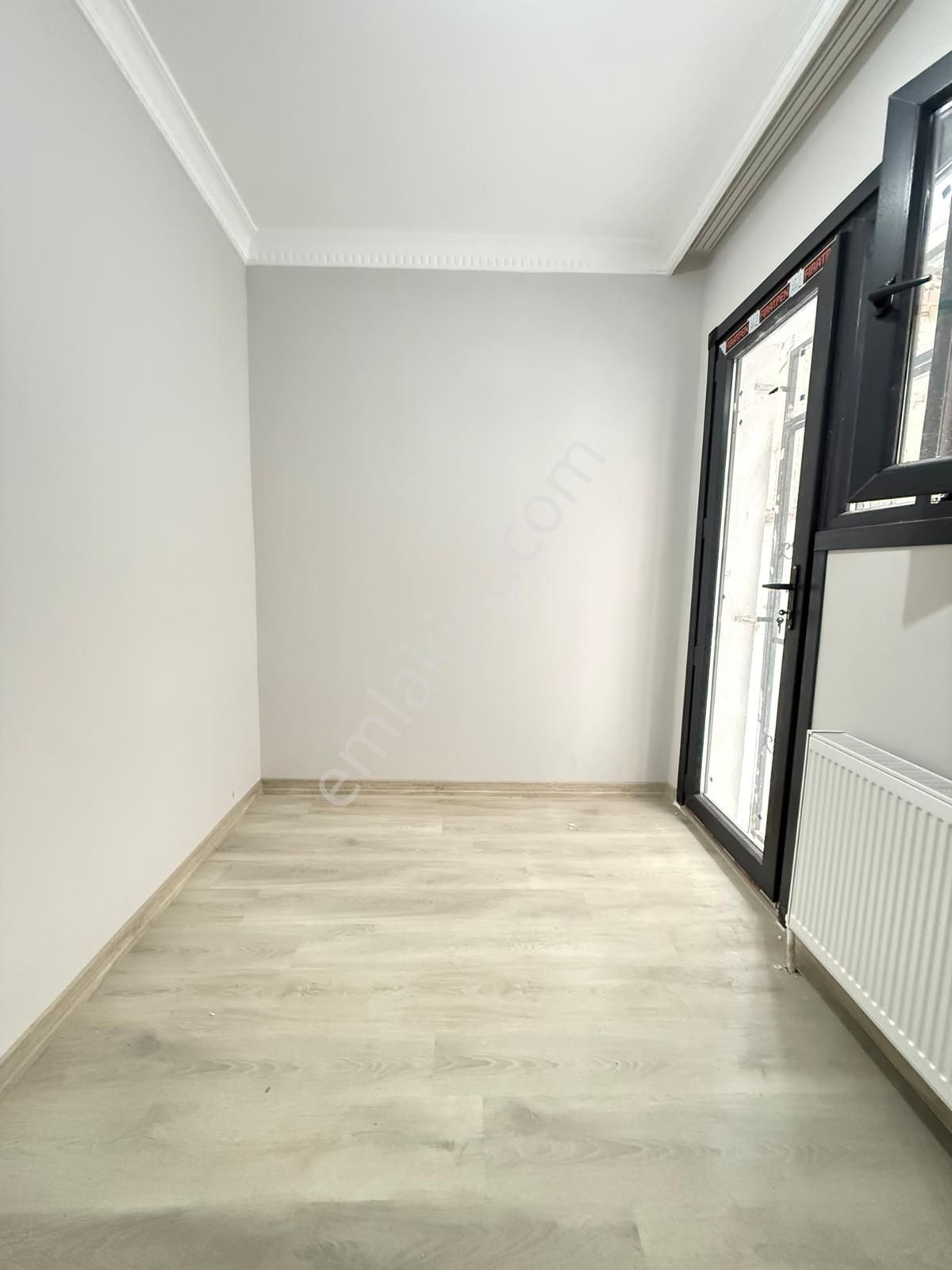 Bağlarçeşme Mahallesinde 2+1 Bahçeli Bahçe Katı Kiralık Daire - Görsel 13
