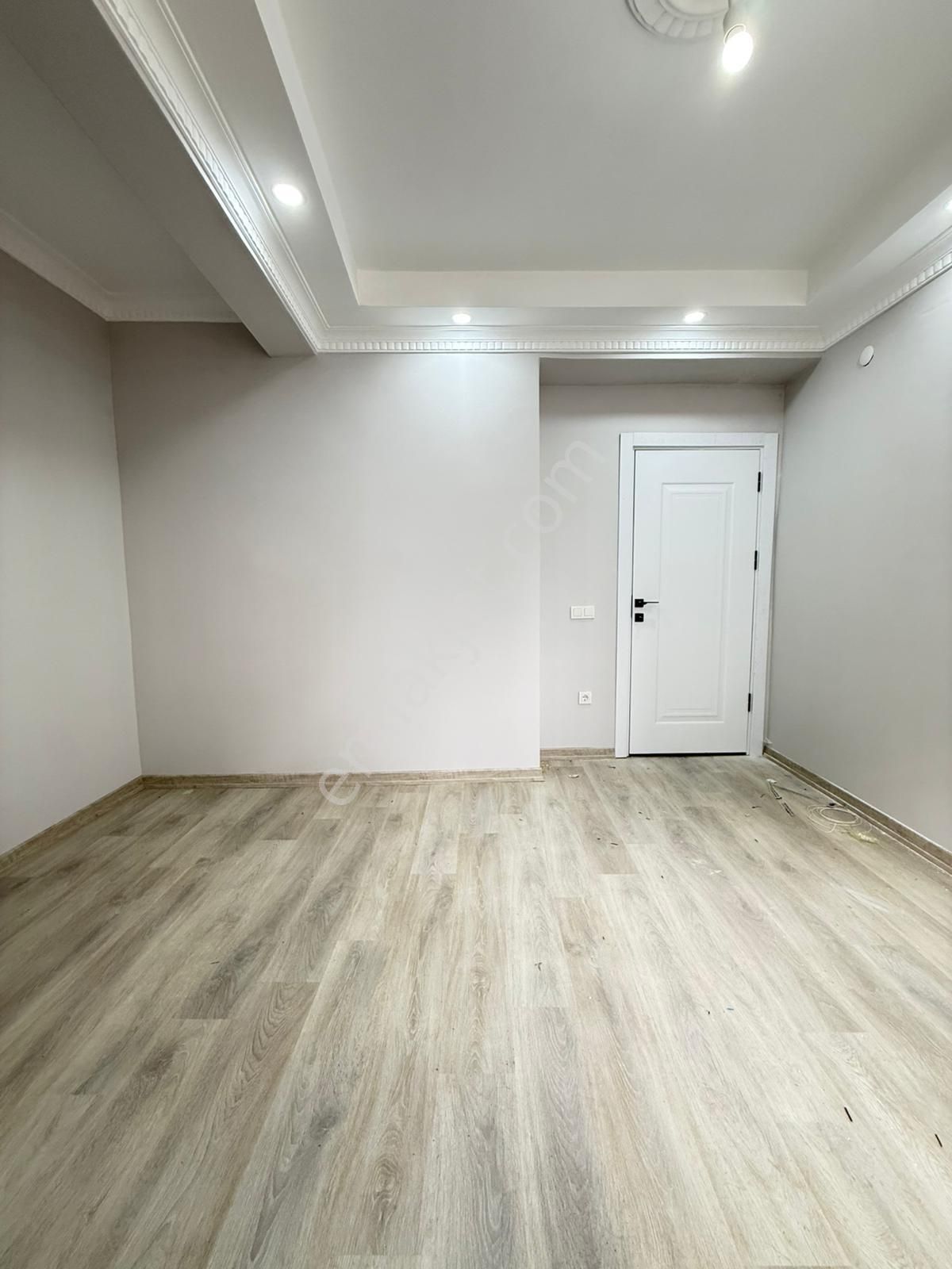 Bağlarçeşme Mahallesinde 2+1 Bahçeli Bahçe Katı Kiralık Daire - Görsel 8