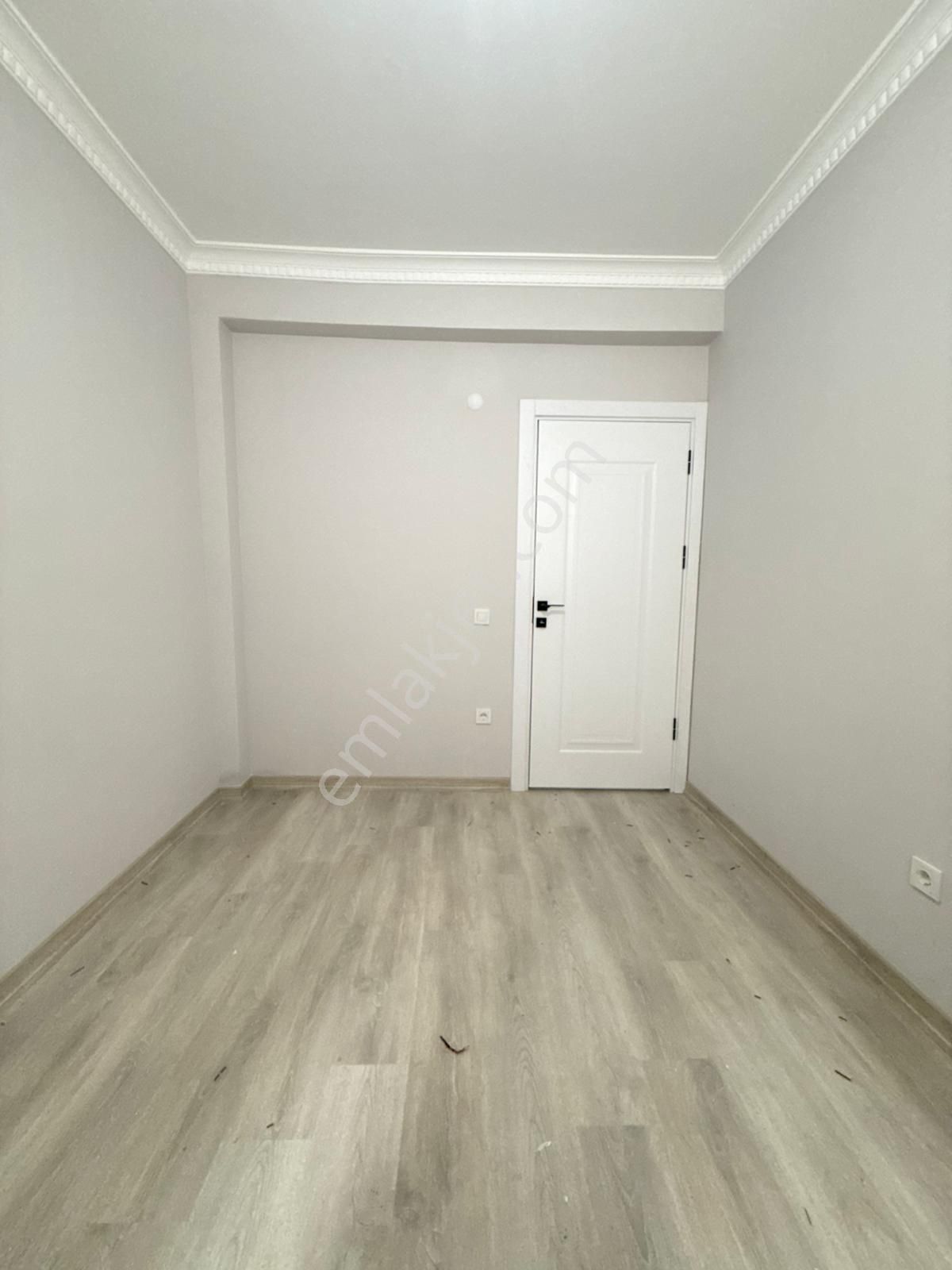 Bağlarçeşme Mahallesinde 2+1 Bahçeli Bahçe Katı Kiralık Daire - Görsel 12