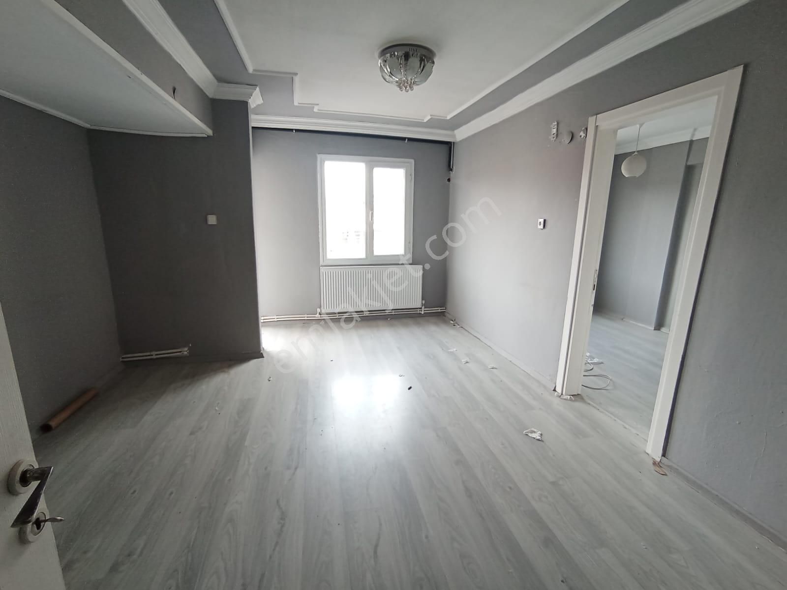 Karabağlar Uğur Mumcu Mah.120 M2 3+1 Doğalğazlı Kiralık Ev