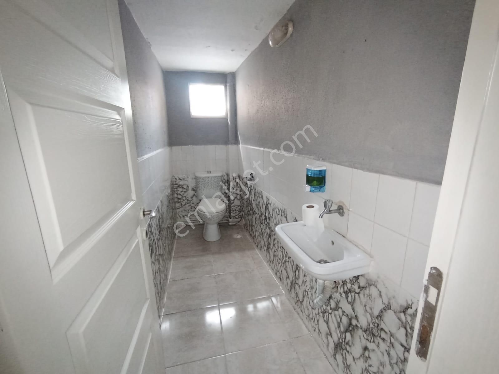 Karabağlar Uğur Mumcu Mah.120 M2 3+1 Doğalğazlı Kiralık Ev - Görsel 5