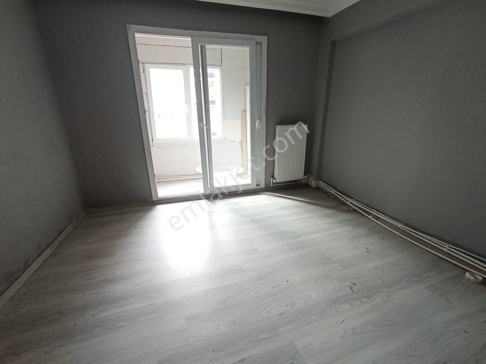 Karabağlar Uğur Mumcu Mah.120 M2 3+1 Doğalğazlı Kiralık Ev - Görsel 7