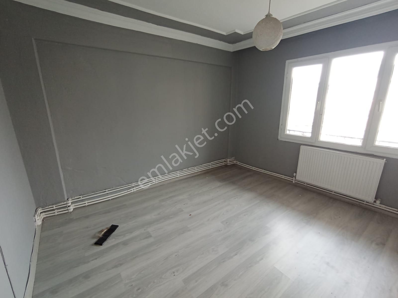 Karabağlar Uğur Mumcu Mah.120 M2 3+1 Doğalğazlı Kiralık Ev - Görsel 12