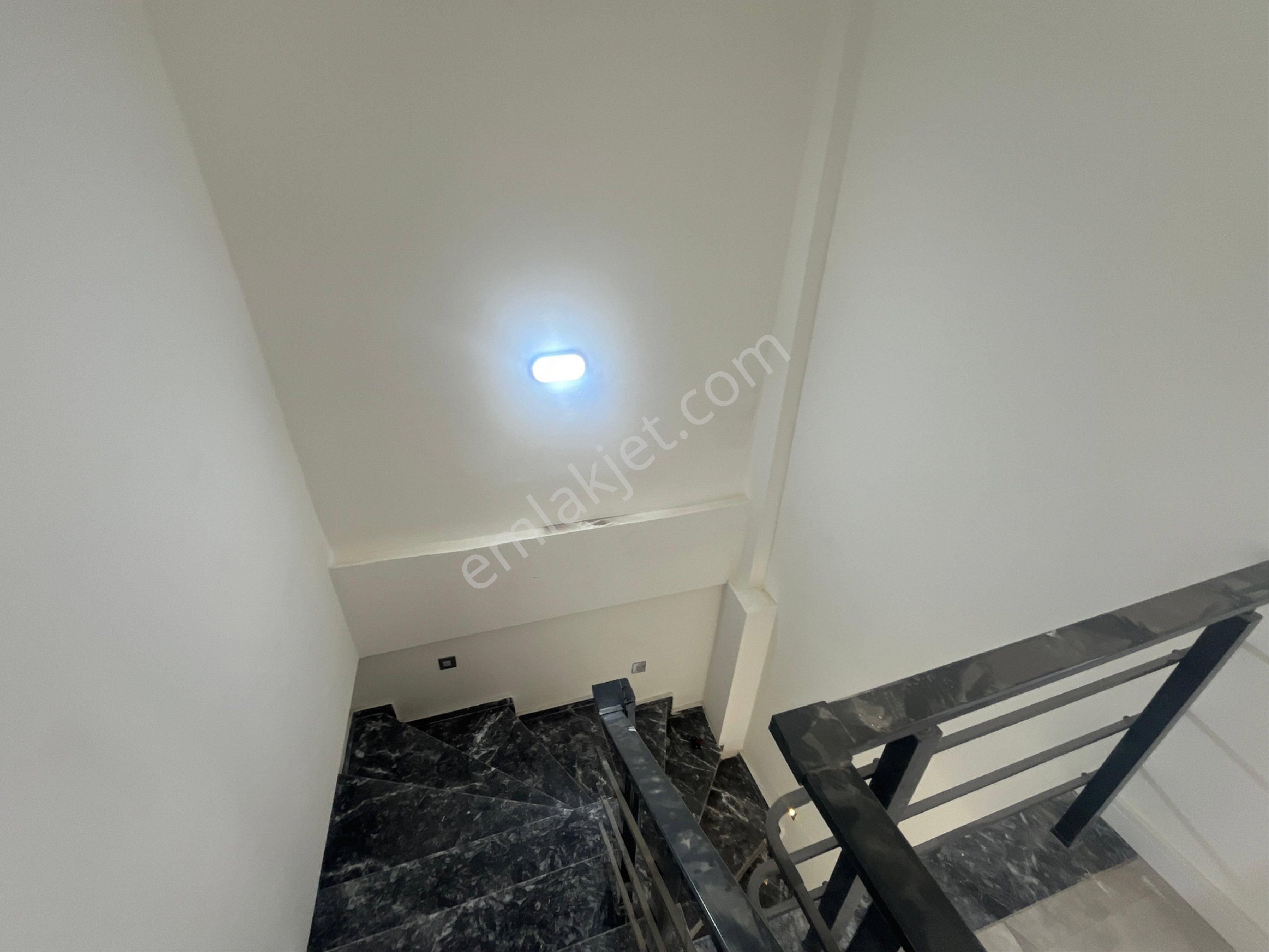 Didim Efeler Mahallesinde Havuzlu Site İçerisinde 3+1 Dubleks Daire - Görsel 7