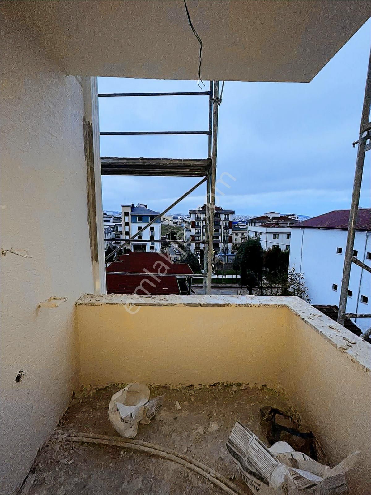 Koru Emlaktan 3+1 Arakat Yeni Lüx Acilll Satılık Daire - Görsel 3