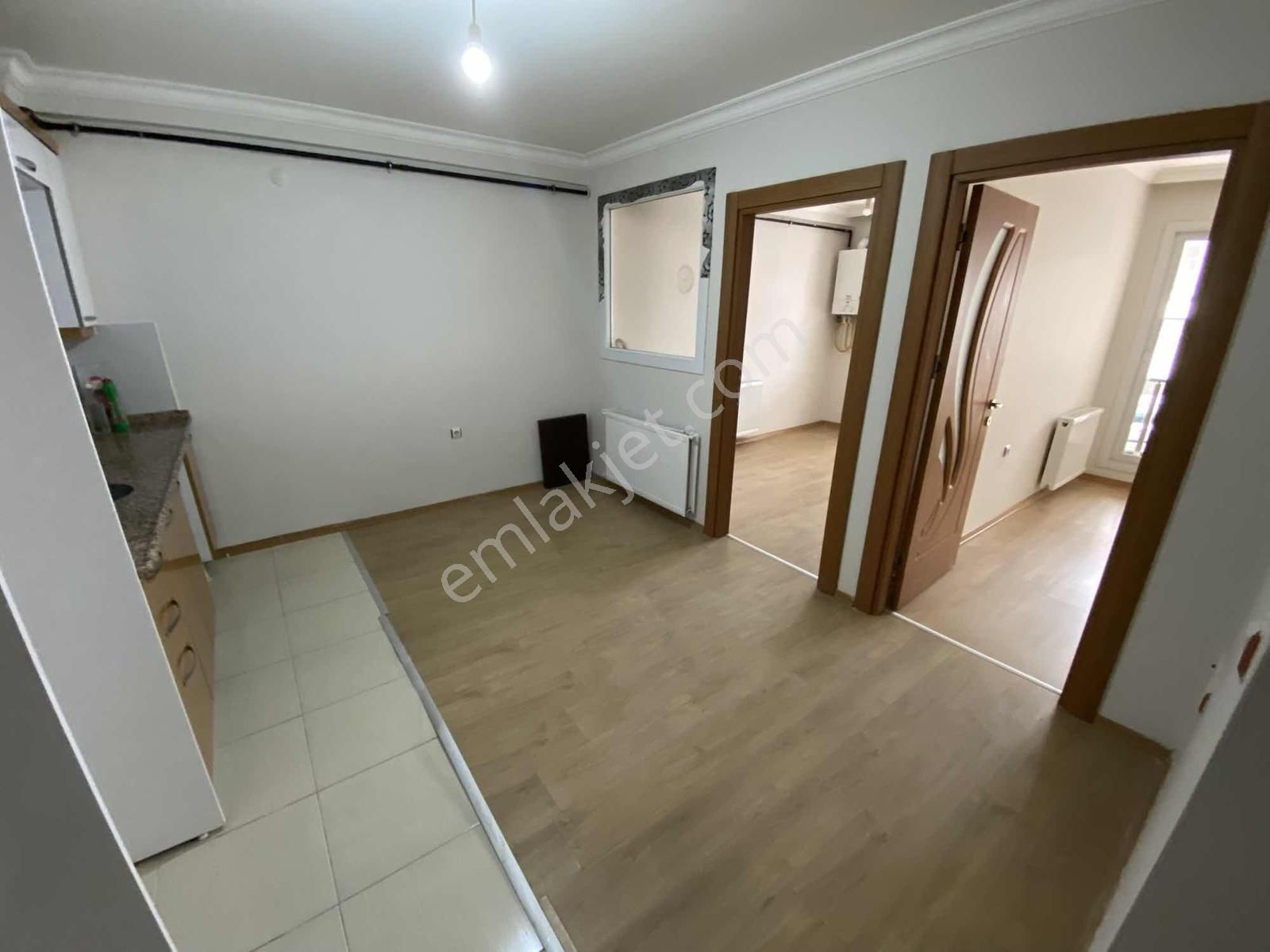 Buca Atatürk Mahallesinde Kiralık 2+0 Doğalgazlı Asansörlü Ev - Görsel 7