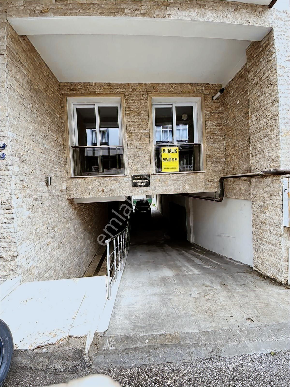 Buca Atatürk Mahallesinde Kiralık 2+0 Doğalgazlı Asansörlü Ev - Görsel 21