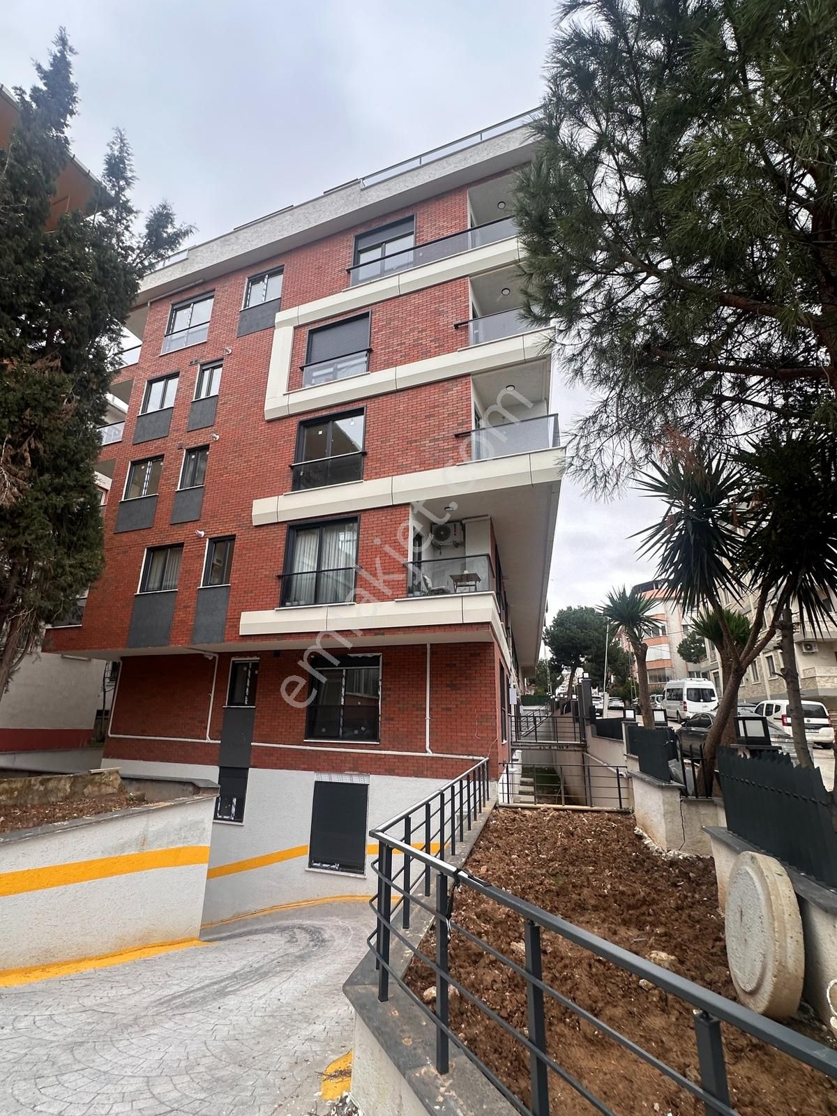 Tamiş'den Altıntepe'de Minibüs Caddesine Çok Yakın Sıfır 2+1 - Görsel 12