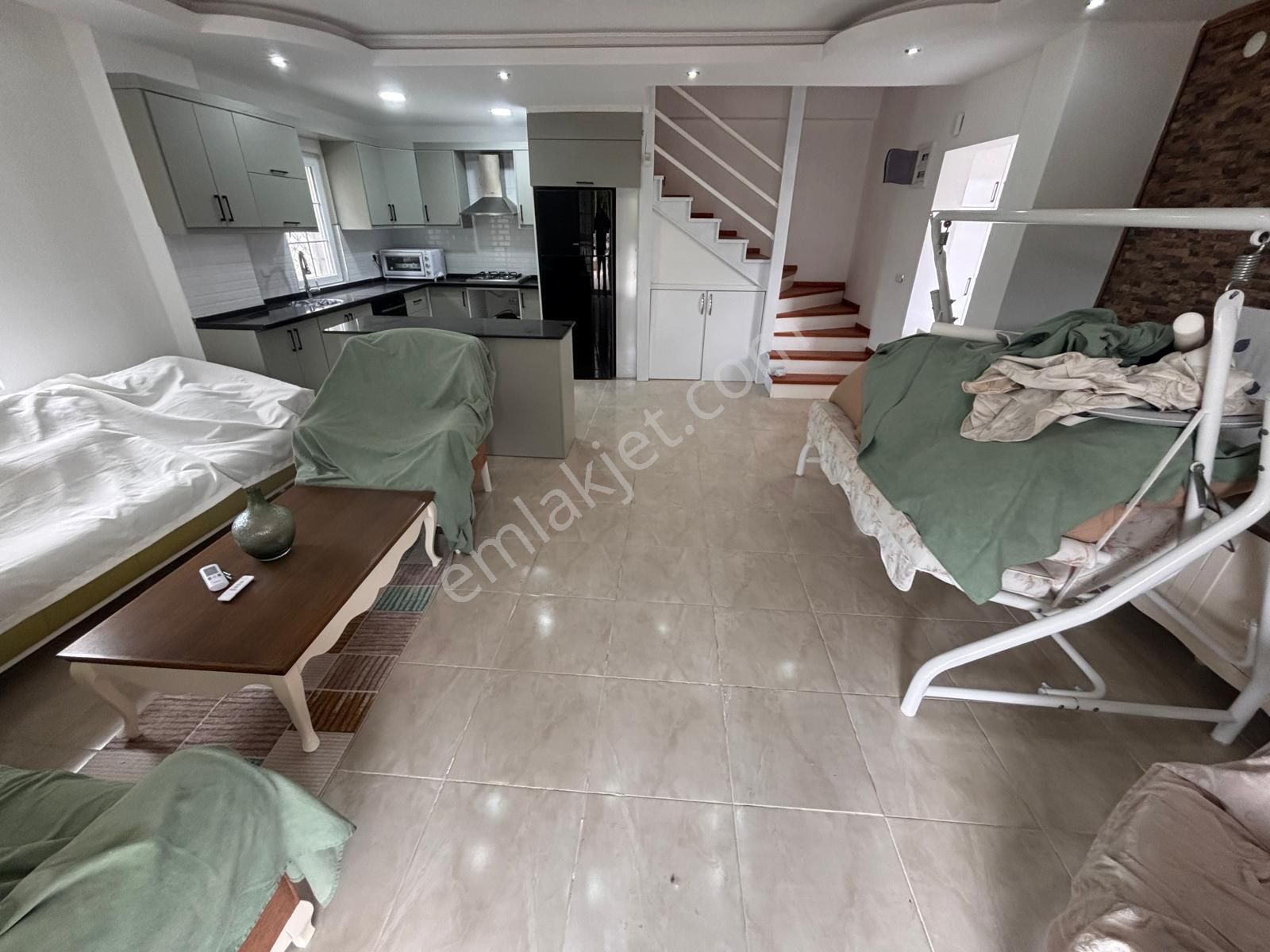 Altınkum Plajına 1 Km Müstakil Havuzlu 4+1 Lüks Villa - Görsel 8