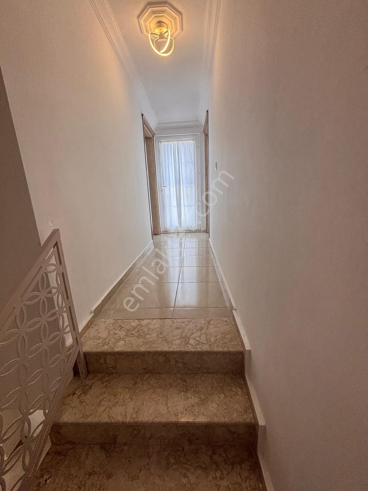 Altınkum Plajına 1 Km Müstakil Havuzlu 4+1 Lüks Villa - Görsel 24